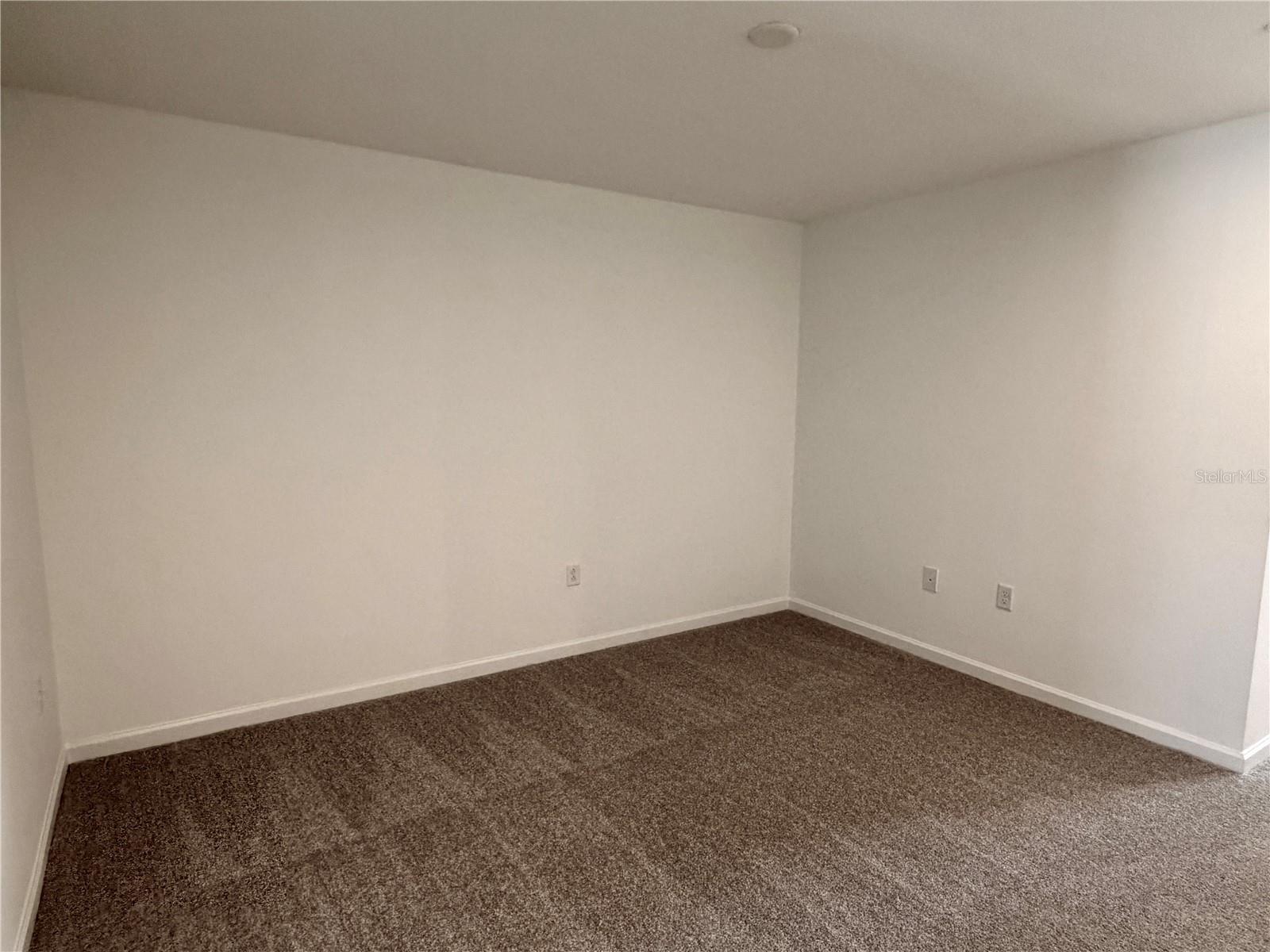 Image 25 of 53 For 9976 Red Canoe Alley