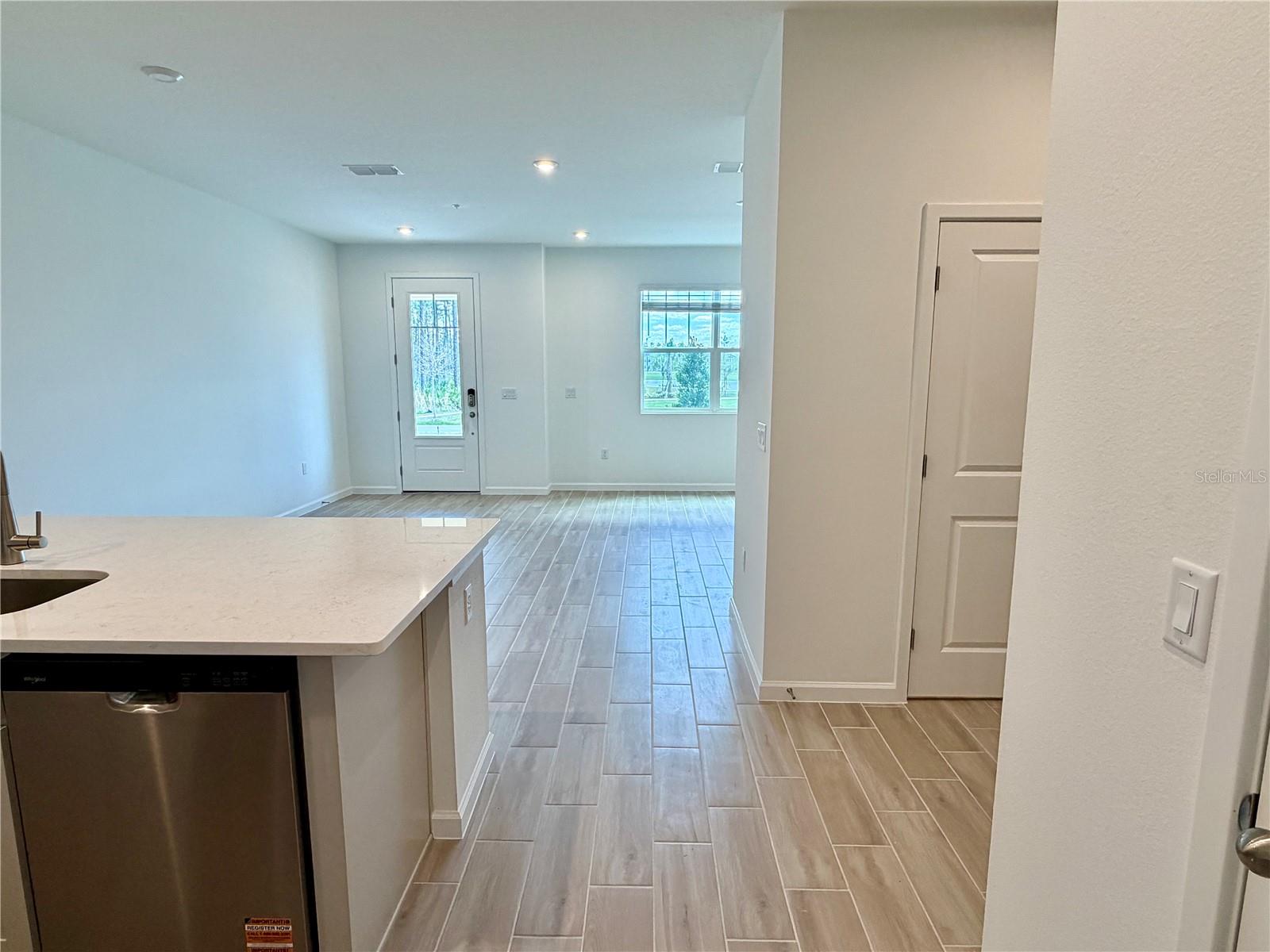 Image 8 of 53 For 9976 Red Canoe Alley