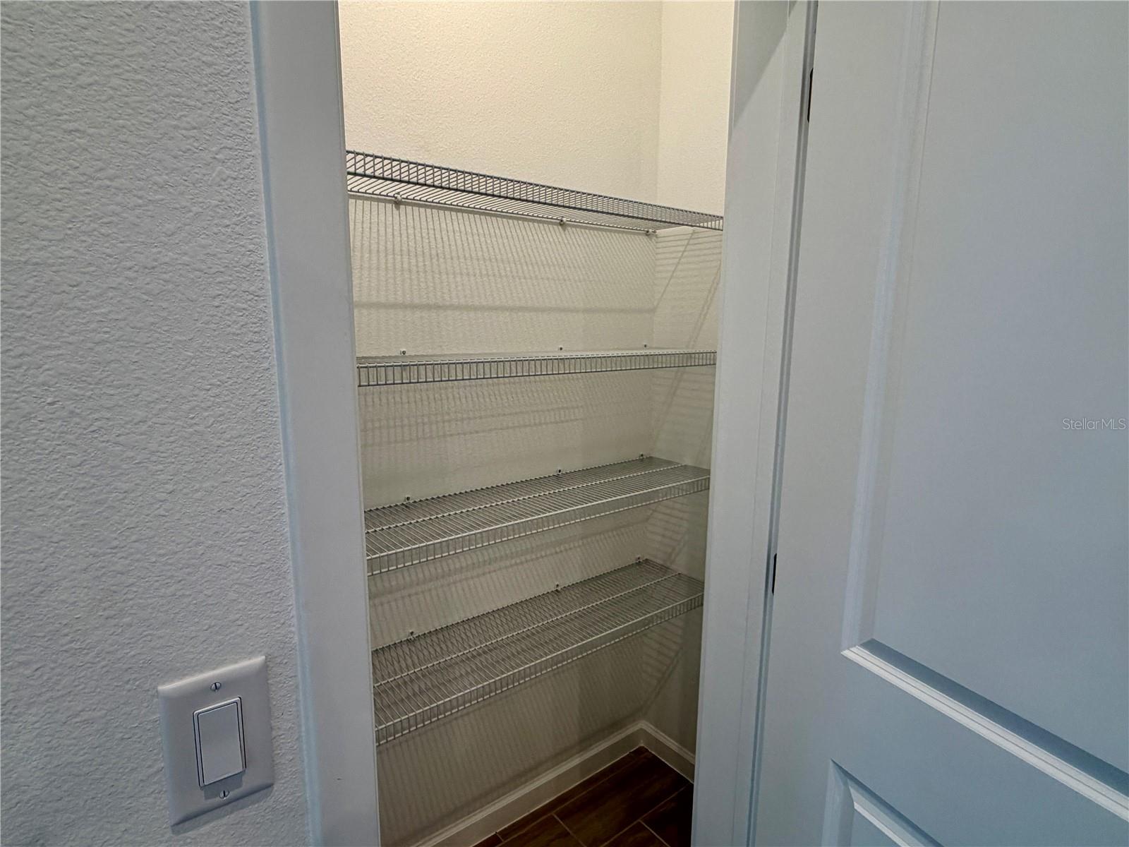 Image 9 of 53 For 9976 Red Canoe Alley