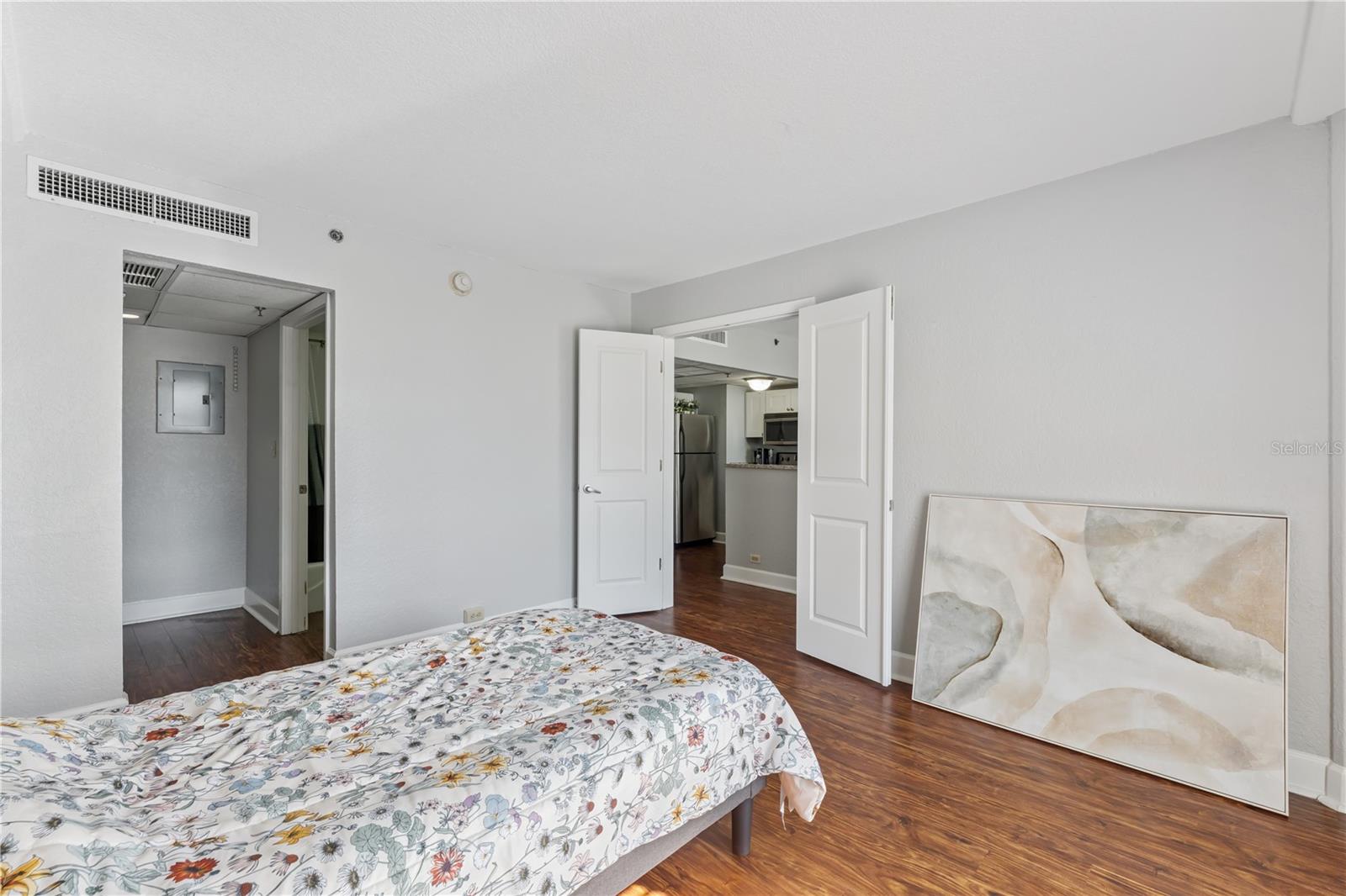 Image 10 of 34 For 151 Washington Street 501