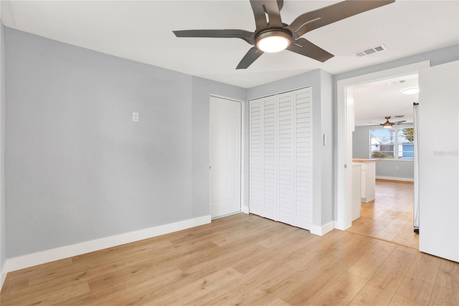 Image 3 of 8 For 5200 Dove Drive