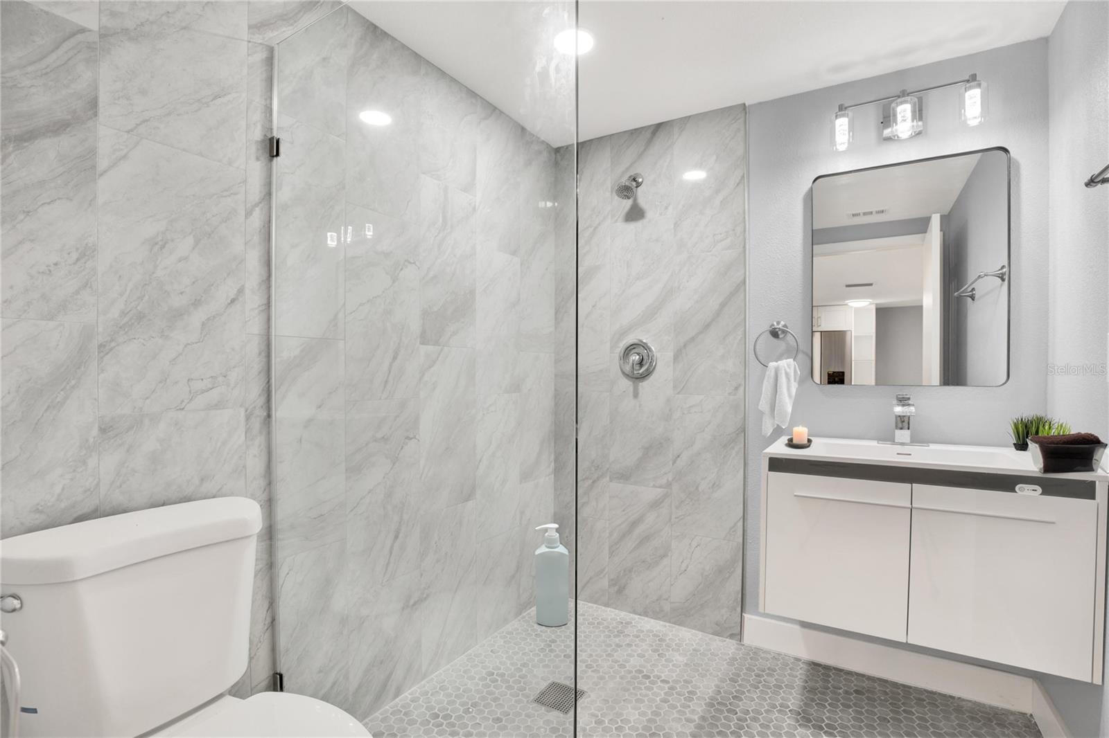 Image 7 of 8 For 5200 Dove Drive