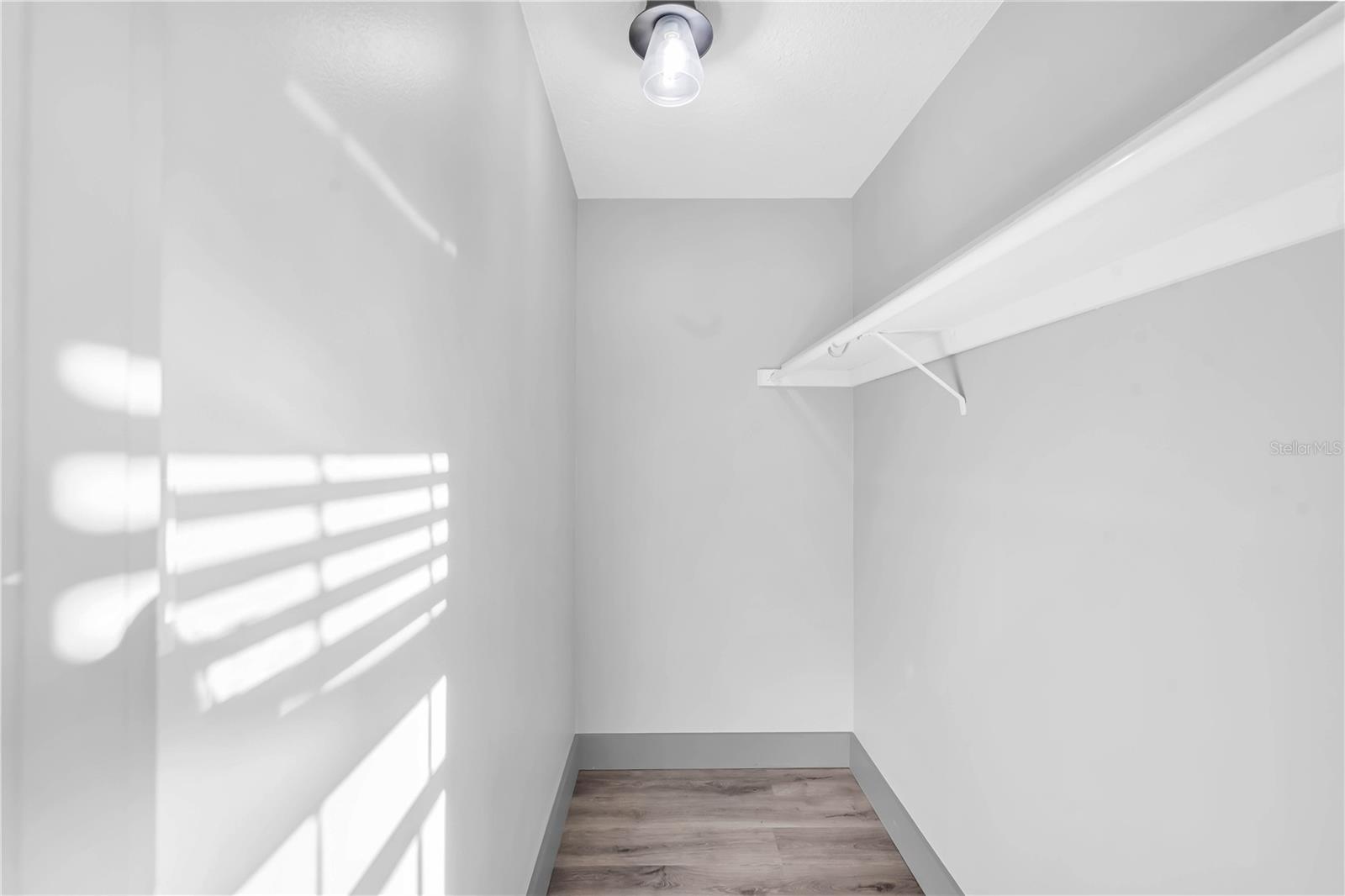 Image 22 of 31 For 1500 Gay Road 8d