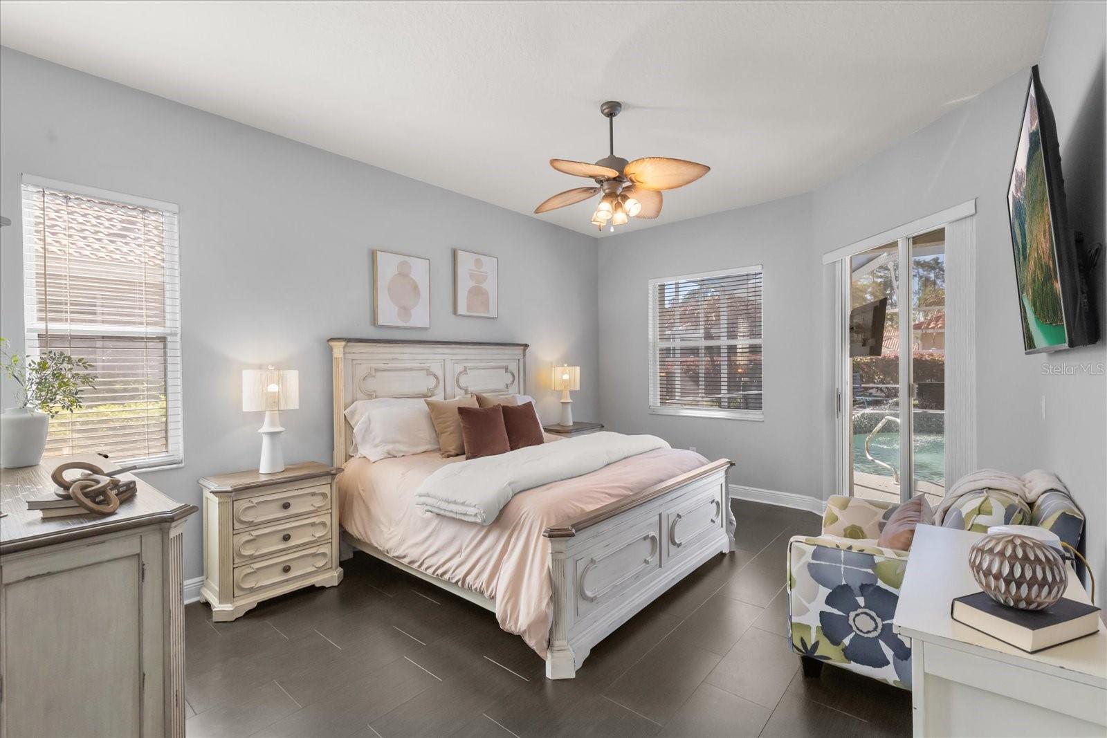 Image 15 of 44 For 10207 Arbor Side Drive