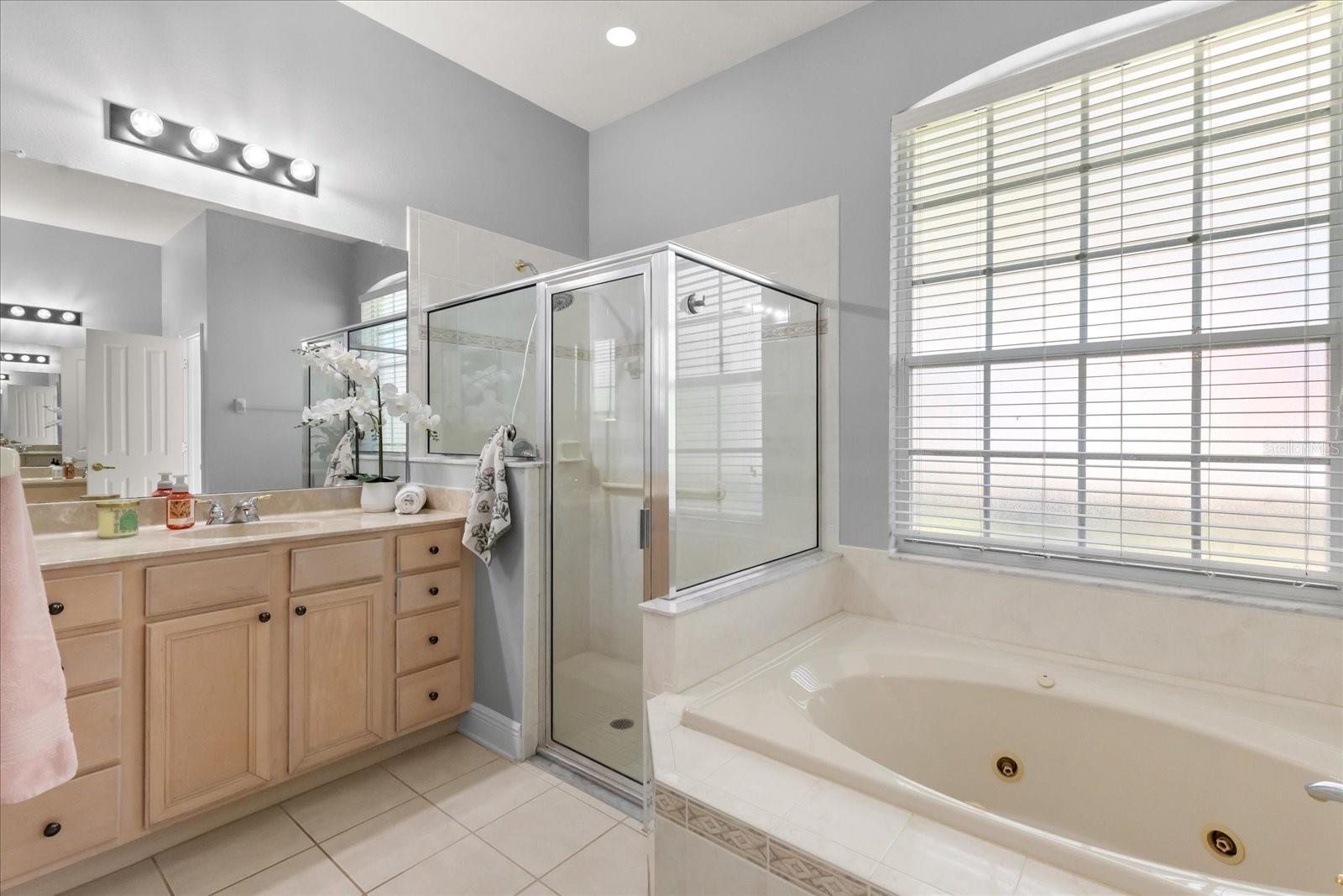 Image 17 of 44 For 10207 Arbor Side Drive