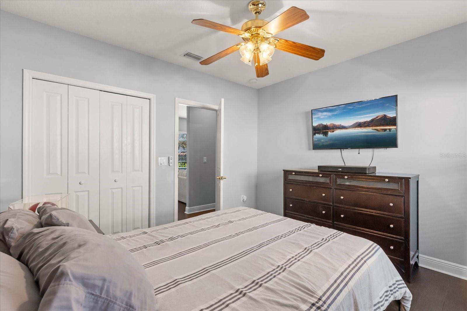 Image 21 of 44 For 10207 Arbor Side Drive