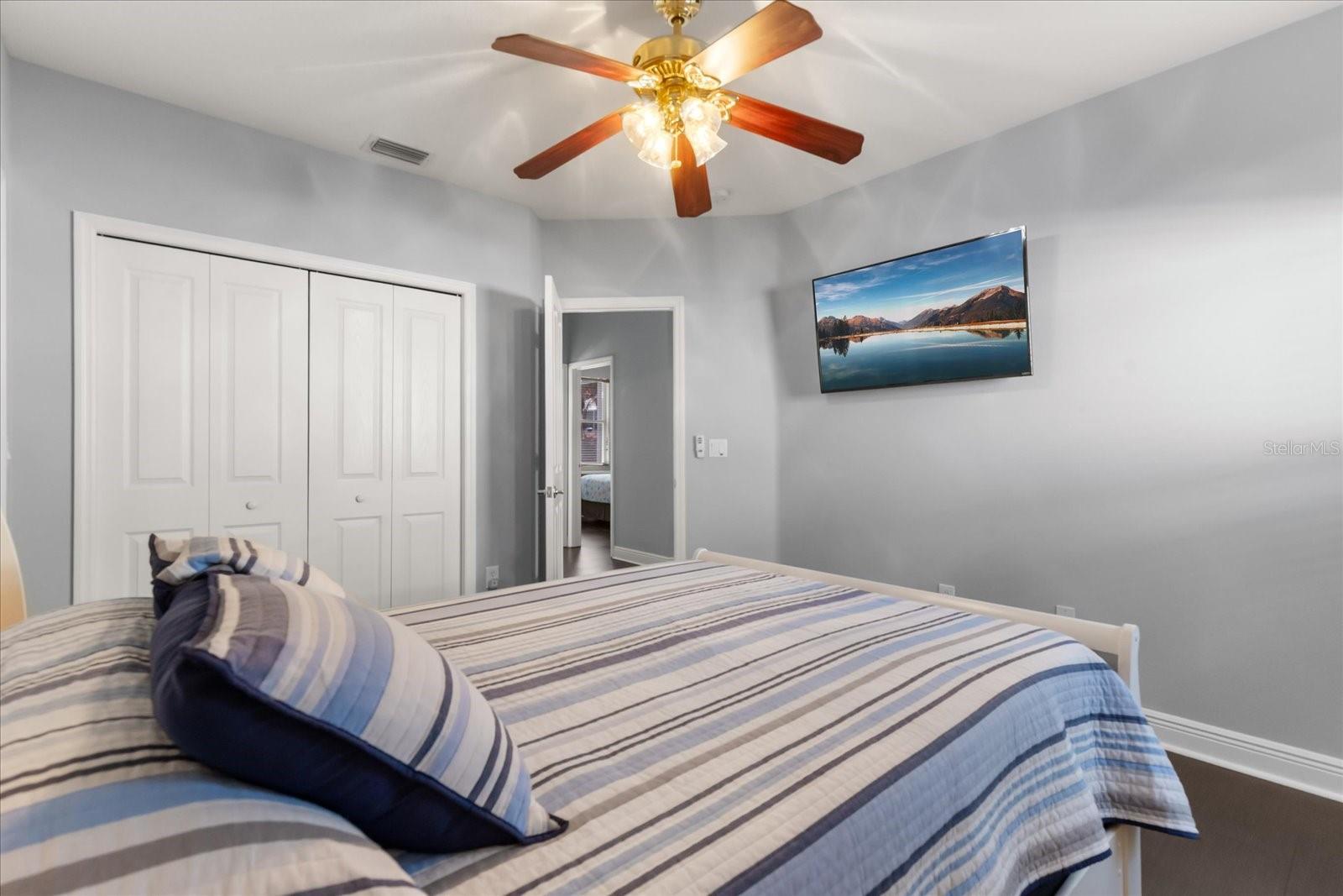 Image 24 of 44 For 10207 Arbor Side Drive