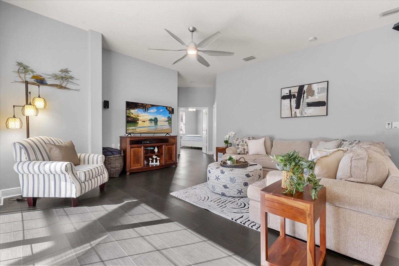 Image 6 of 44 For 10207 Arbor Side Drive