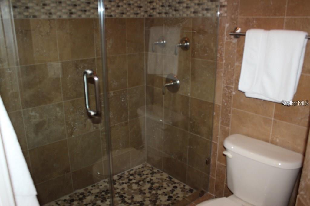 Image 16 of 19 For 8354 Via Rosa