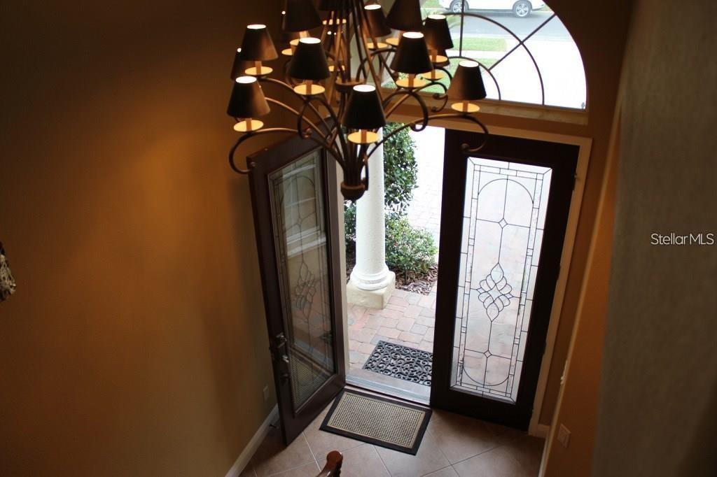 Image 4 of 19 For 8354 Via Rosa