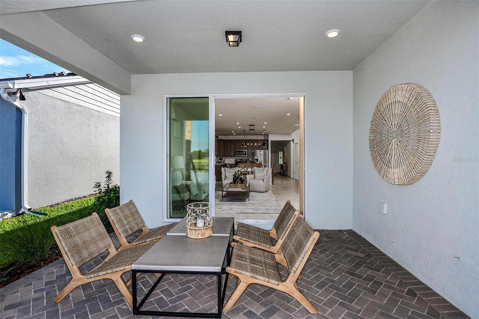 Image 32 of 33 For 2356 Daisy Tree Road