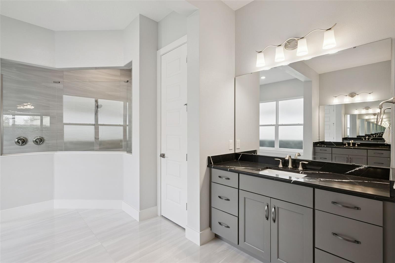 Image 26 of 70 For 25855 Crossings Bluff Lane