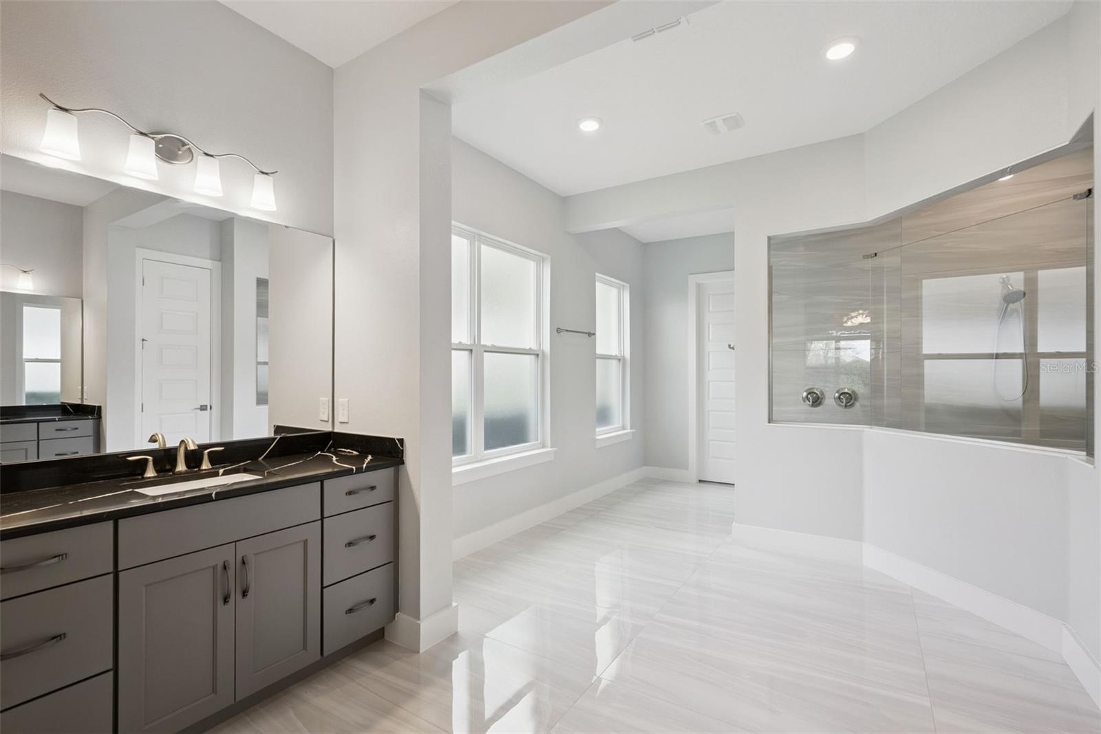 Image 27 of 70 For 25855 Crossings Bluff Lane