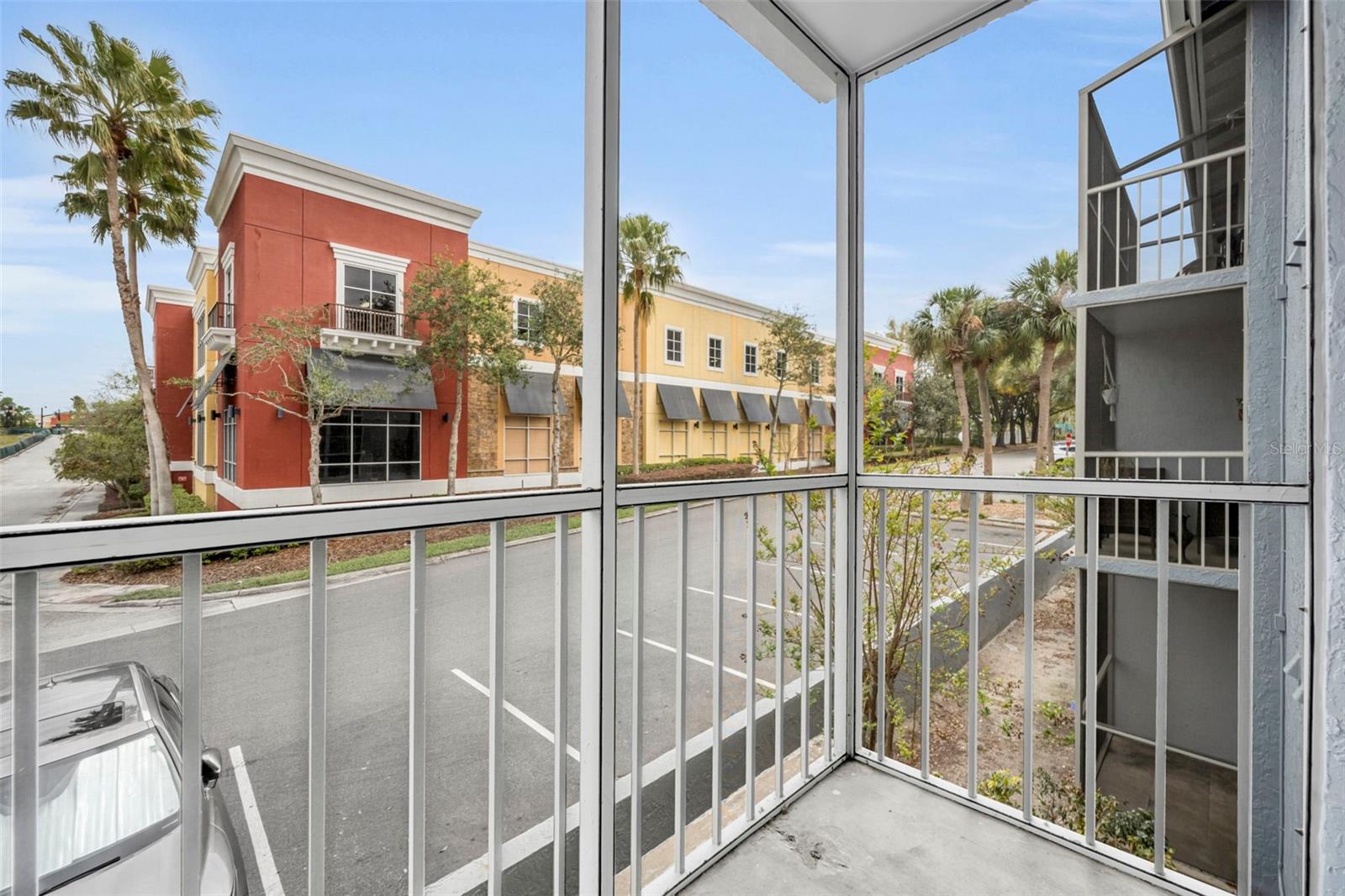 Image 18 of 24 For 145 Oyster Bay Circle 220