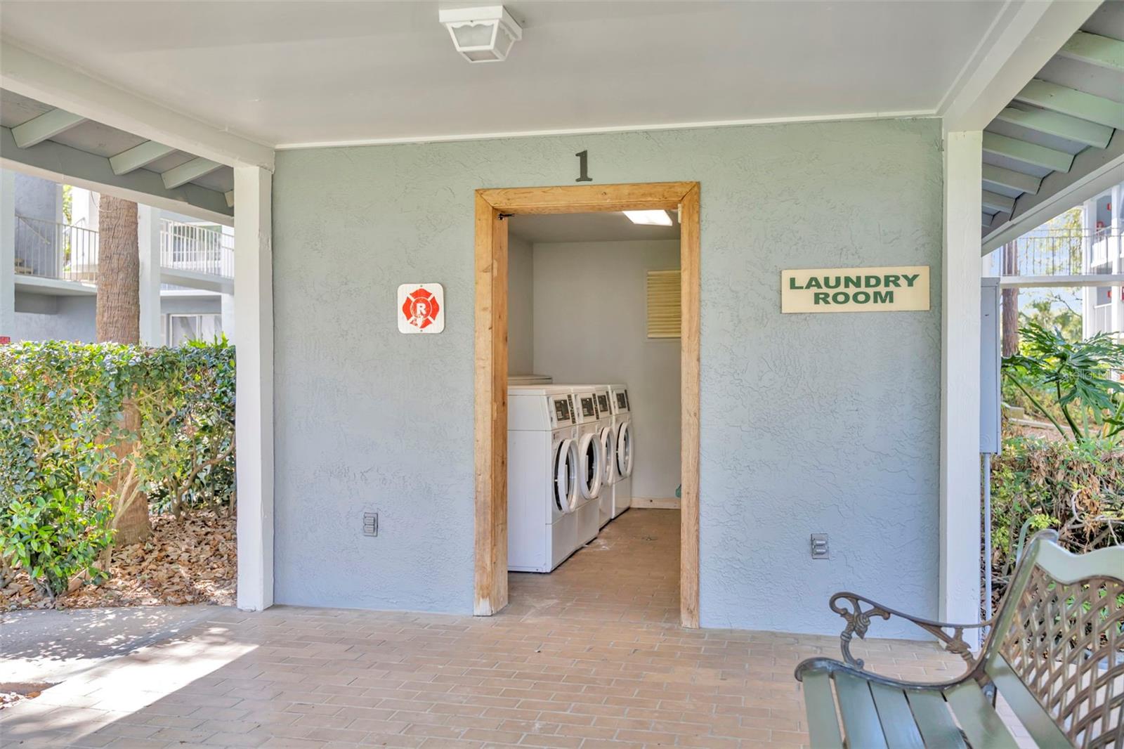 Image 8 of 24 For 145 Oyster Bay Circle 220