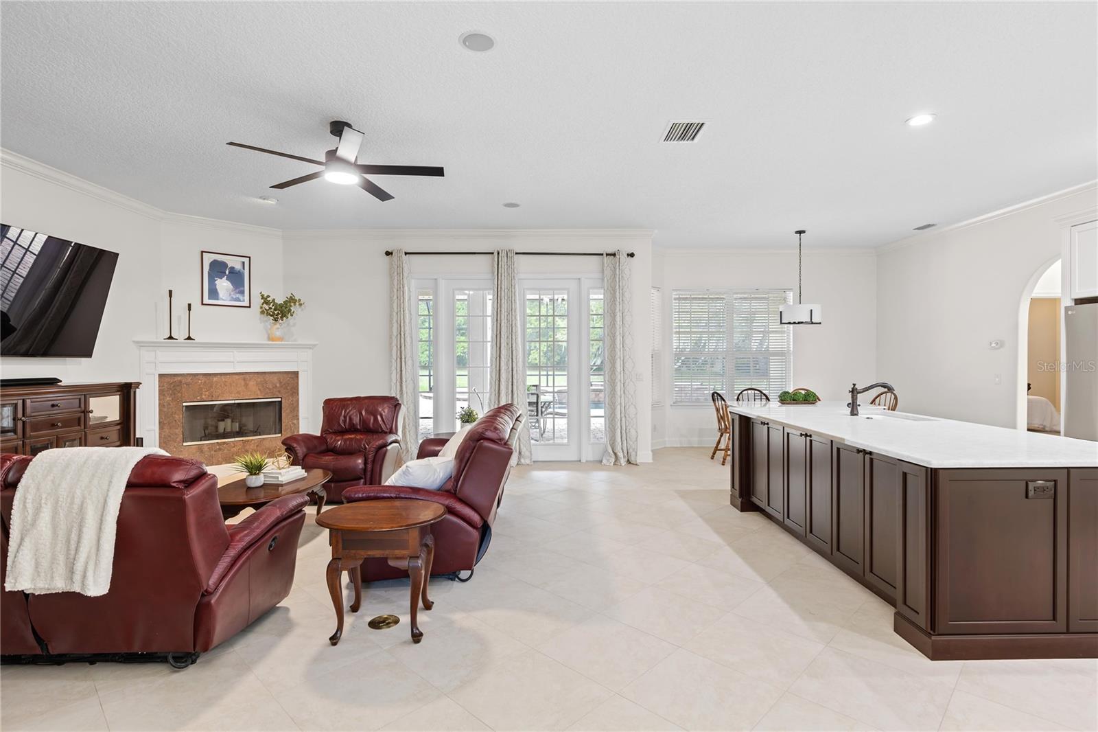 Image 13 of 50 For 878 Cardinal Pointe Cove