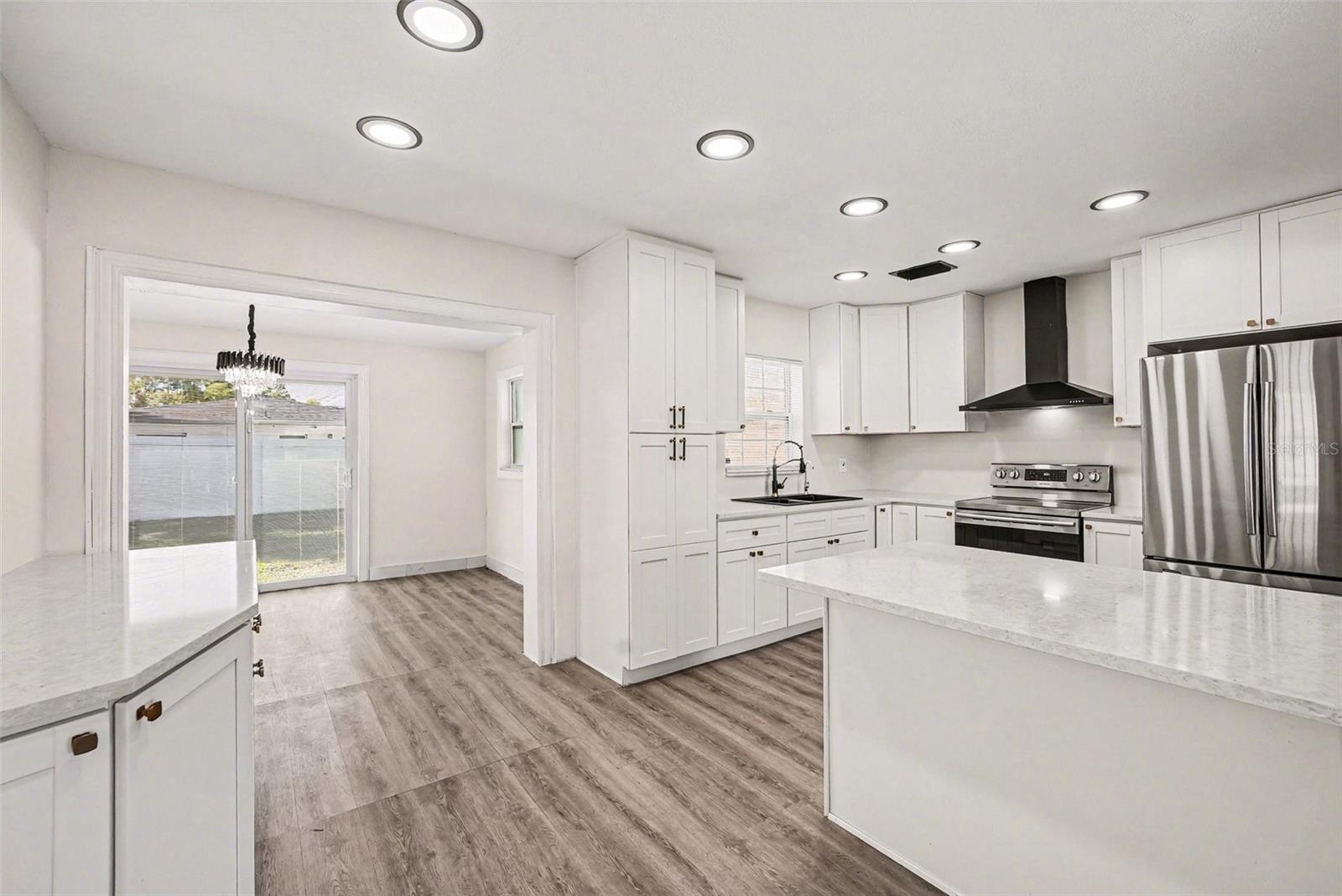 Image 11 of 31 For 1514 River Lane