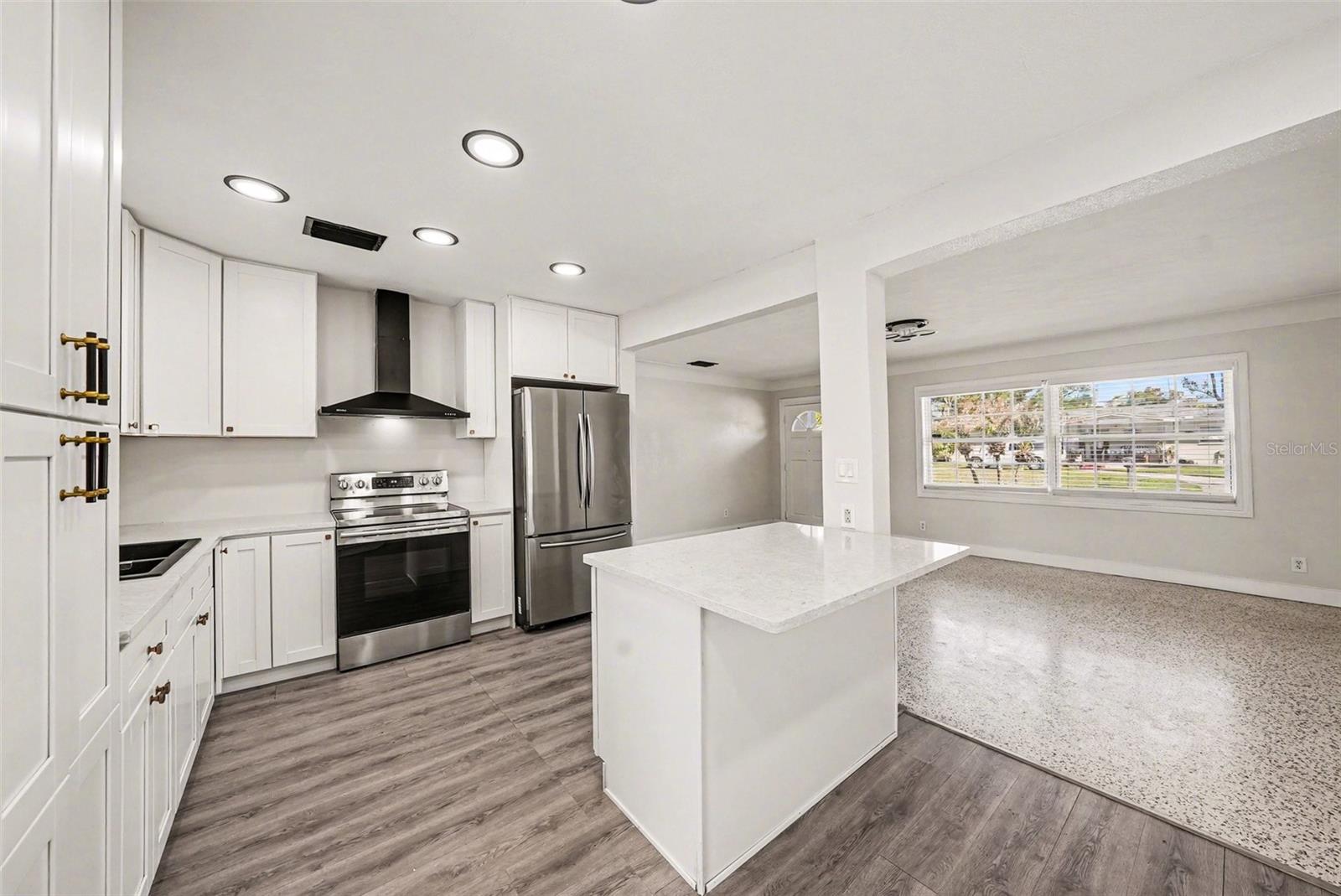 Image 15 of 31 For 1514 River Lane