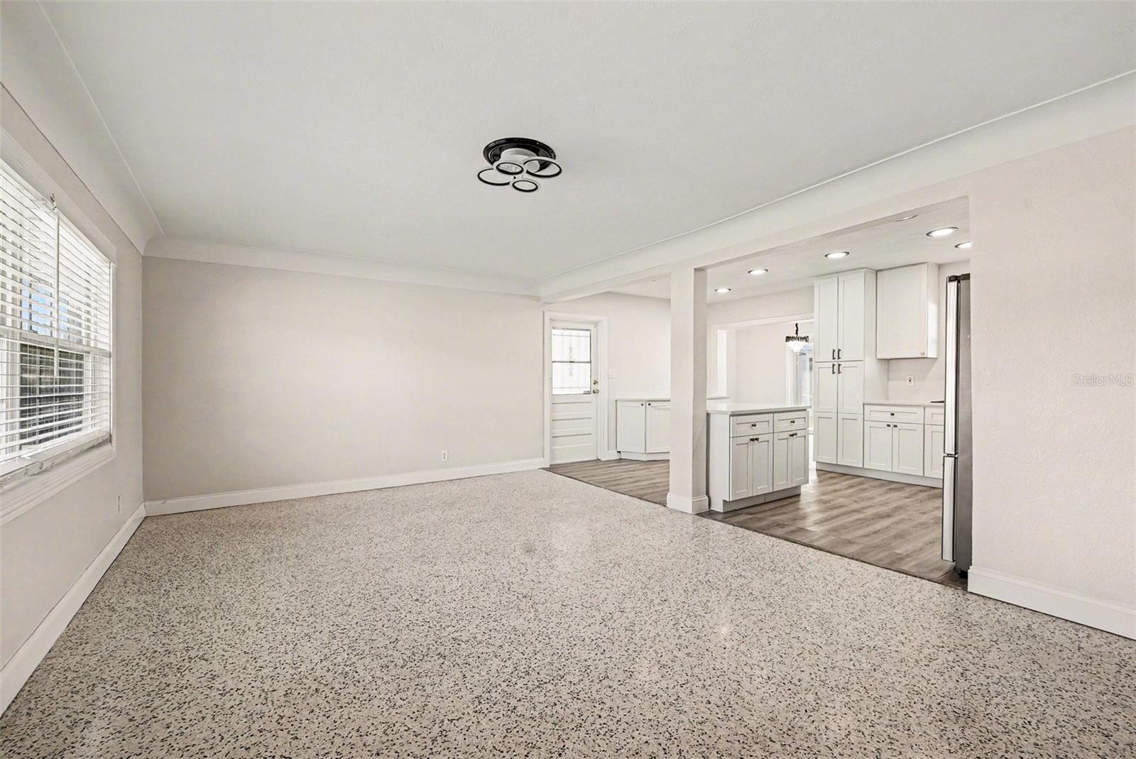 Image 8 of 31 For 1514 River Lane