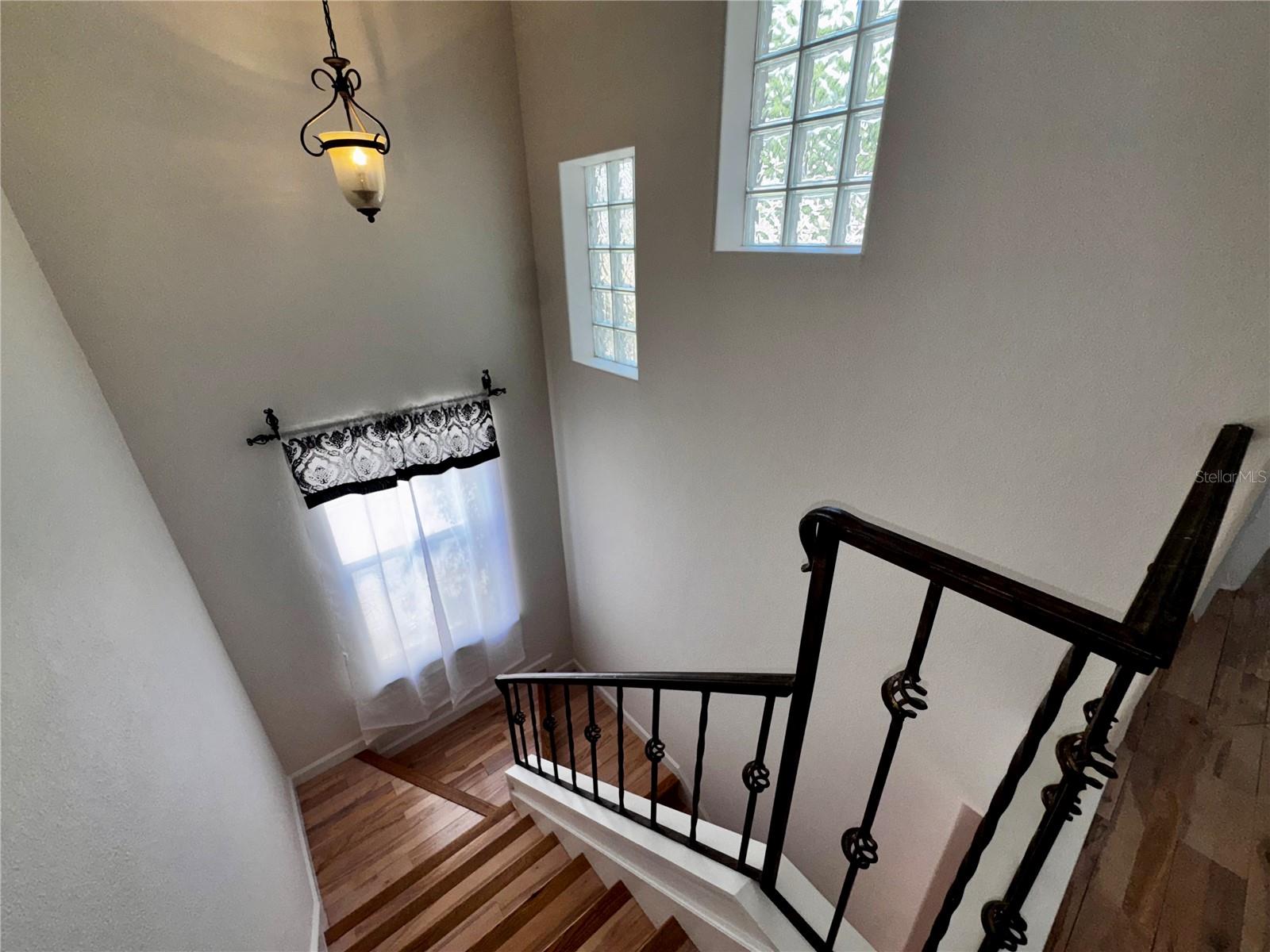 Image 17 of 45 For 7200 Bay Club Way