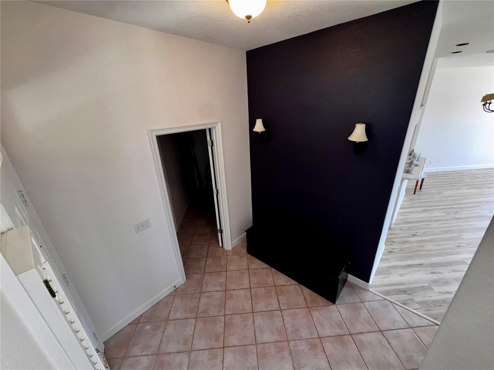 Image 3 of 45 For 7200 Bay Club Way