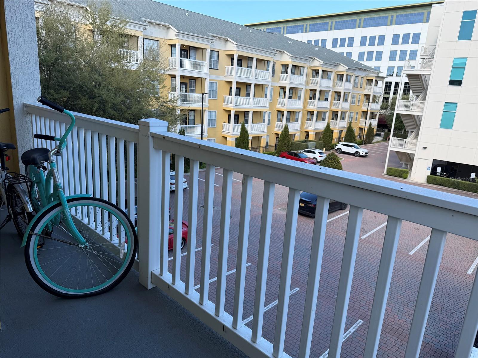 Image 19 of 37 For 860 Orange Avenue 301