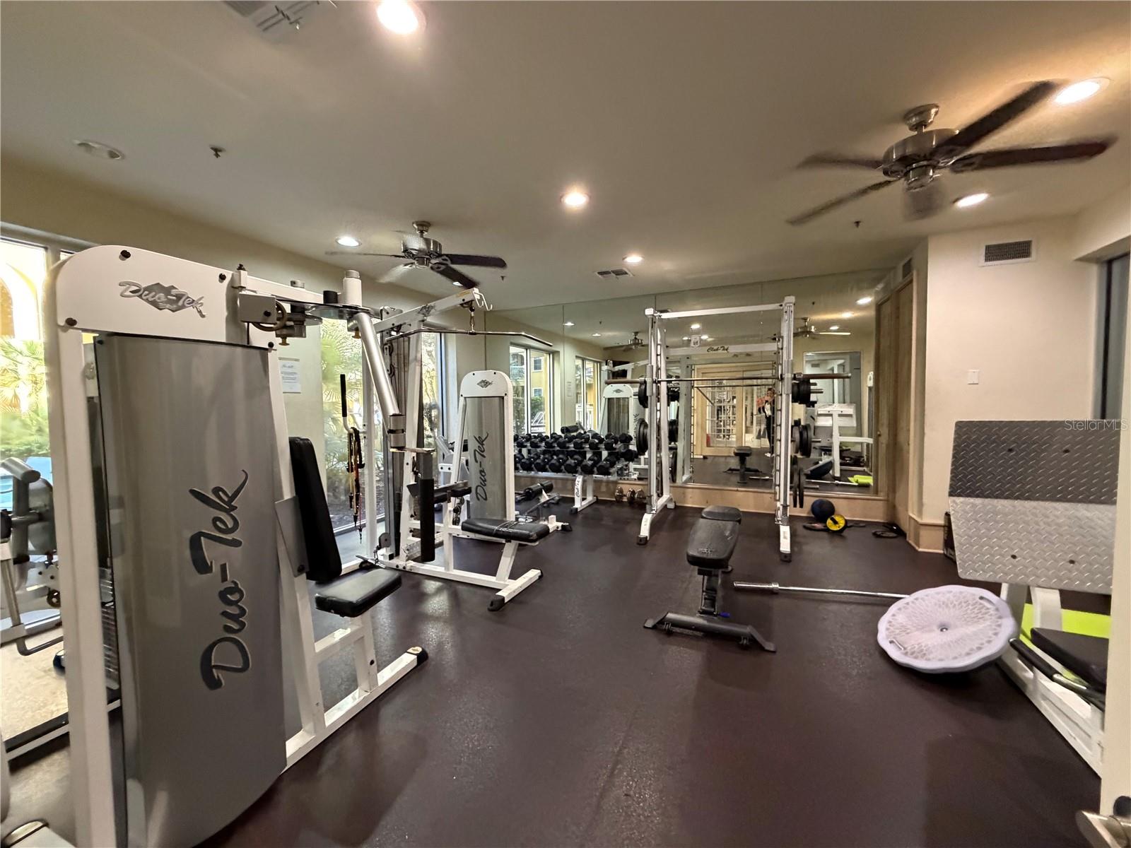 Image 31 of 37 For 860 Orange Avenue 301