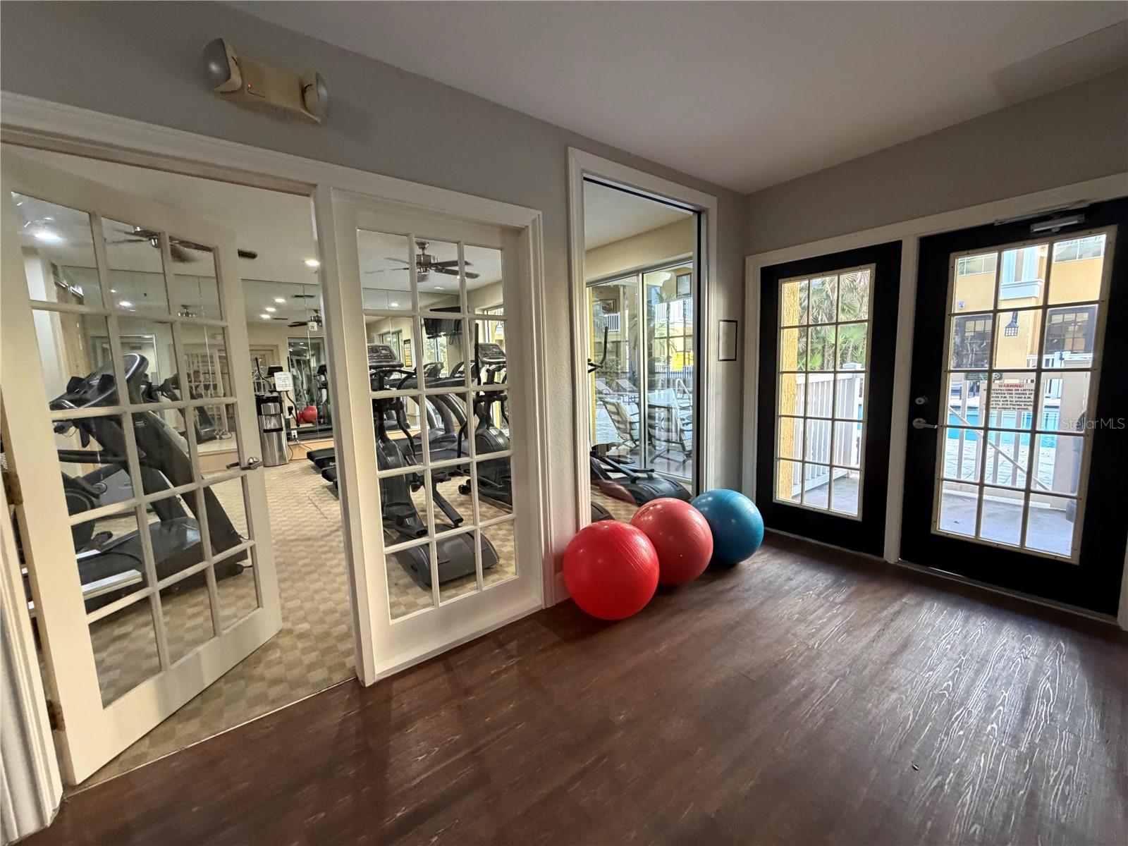 Image 32 of 37 For 860 Orange Avenue 301