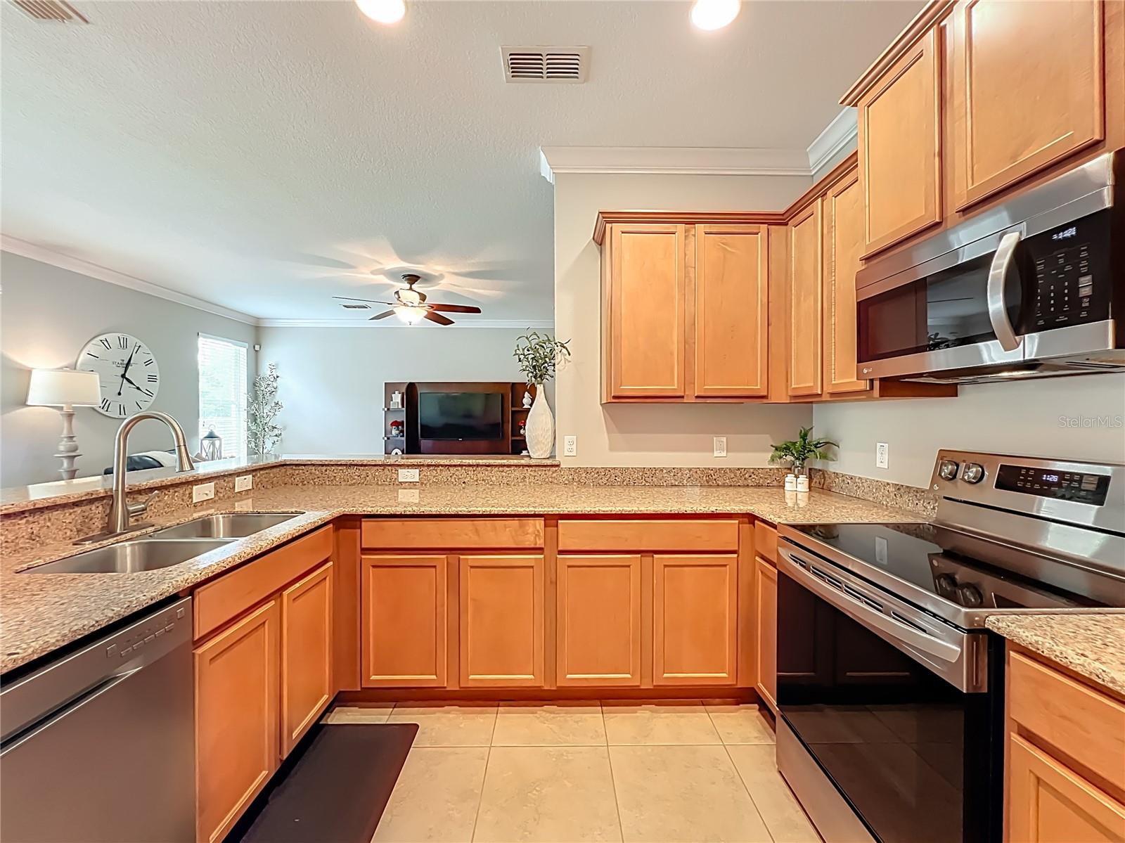 Image 18 of 44 For 1118 Trolling Drive