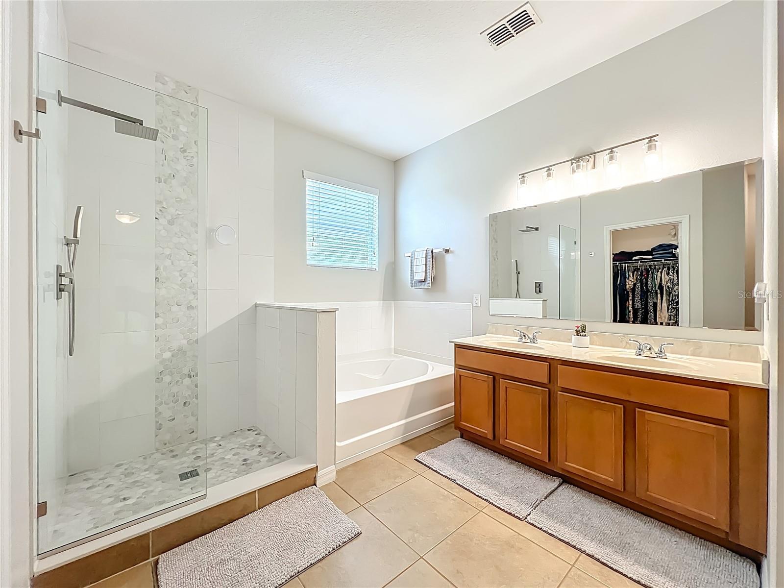 Image 27 of 44 For 1118 Trolling Drive