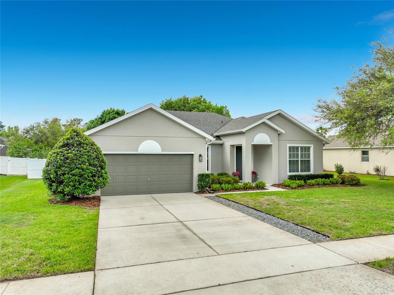 Image 3 of 44 For 1118 Trolling Drive