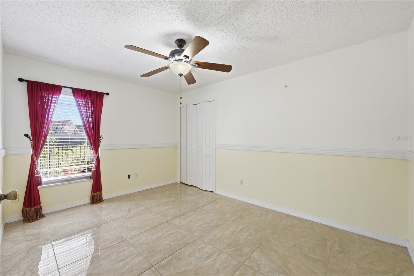 Image 13 of 51 For 12315 Kenton Court