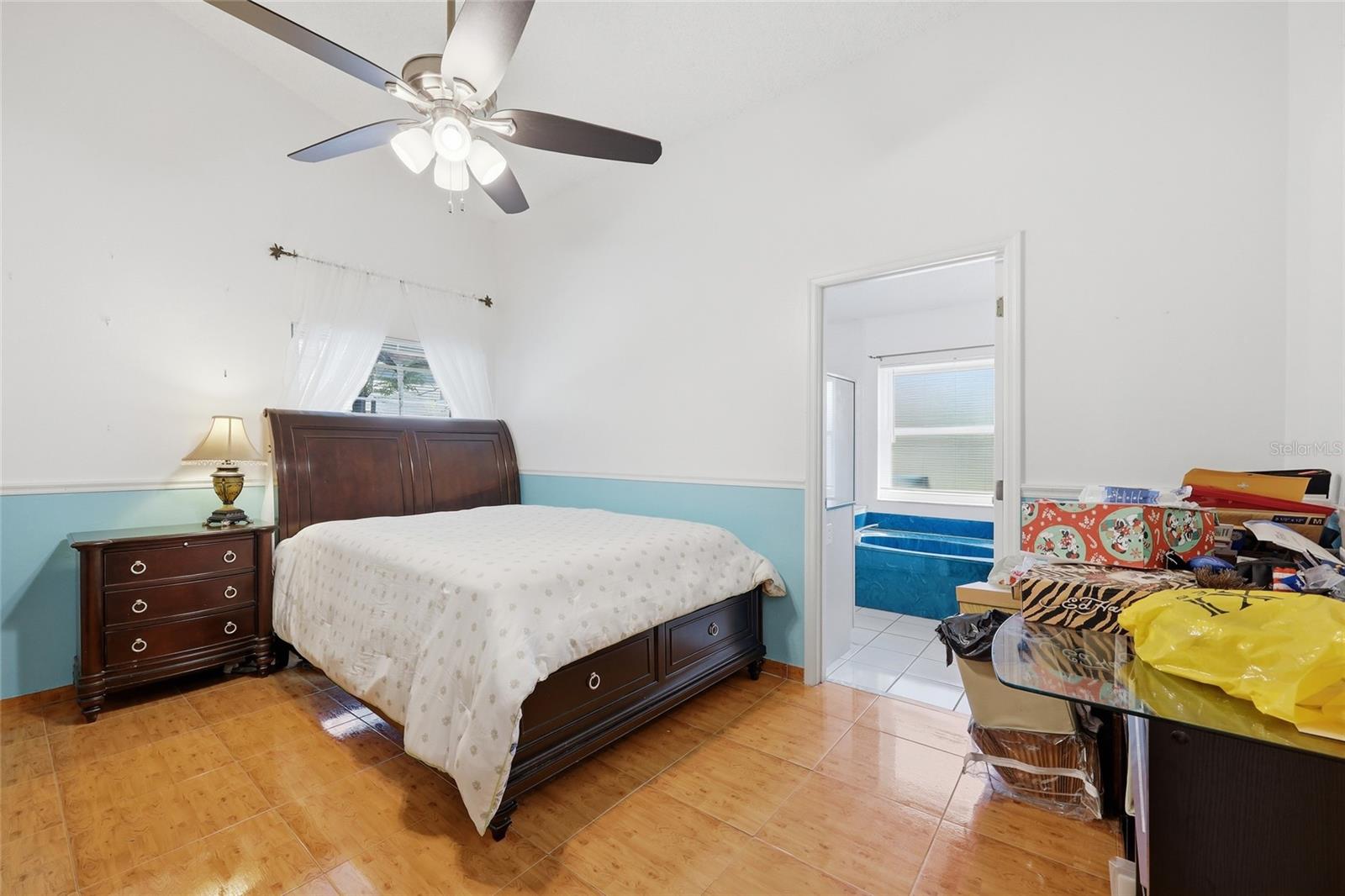 Image 15 of 51 For 12315 Kenton Court