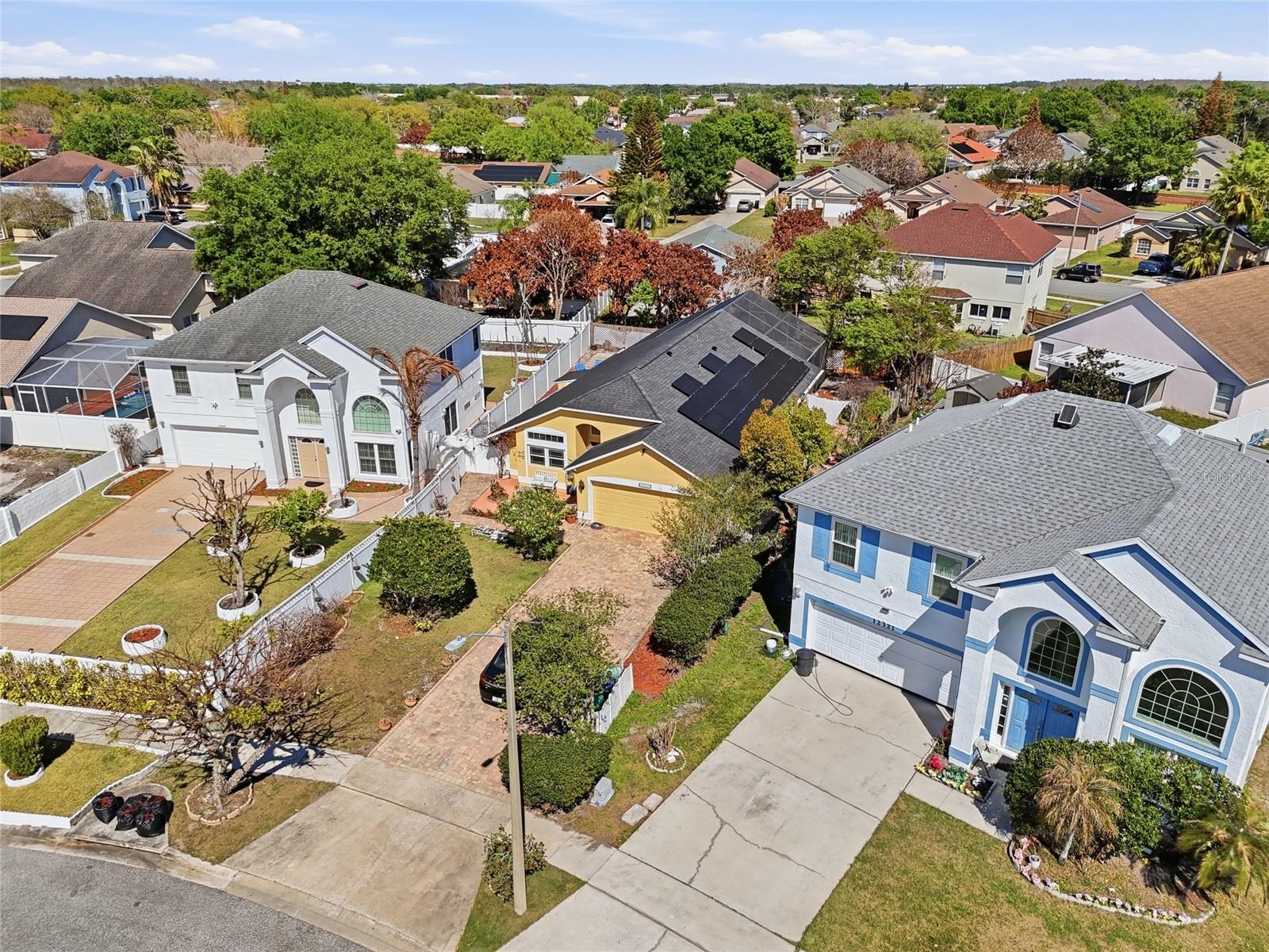 Image 43 of 51 For 12315 Kenton Court