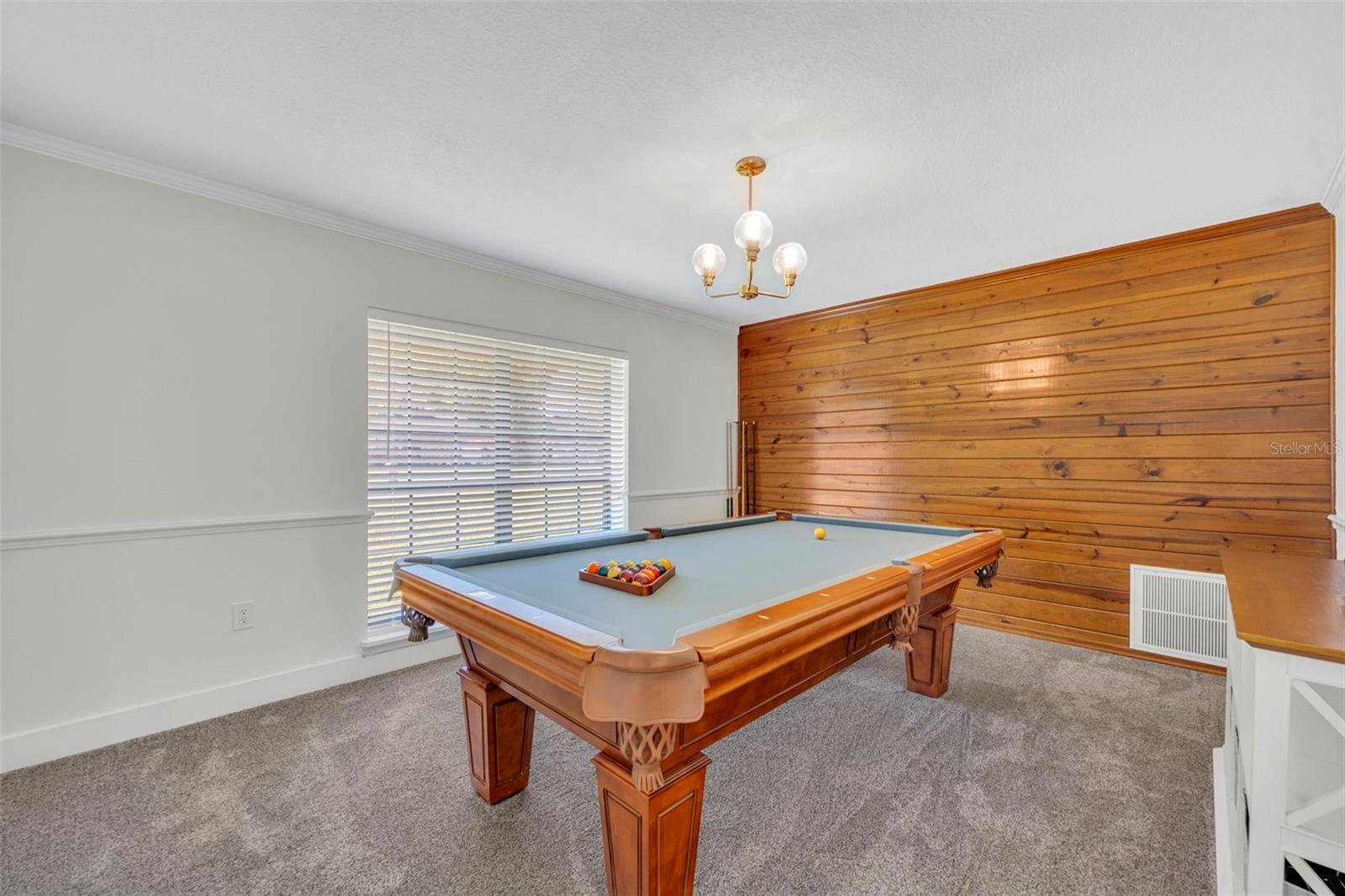 Listing photo id 24 for 853 Pine Shadow Drive