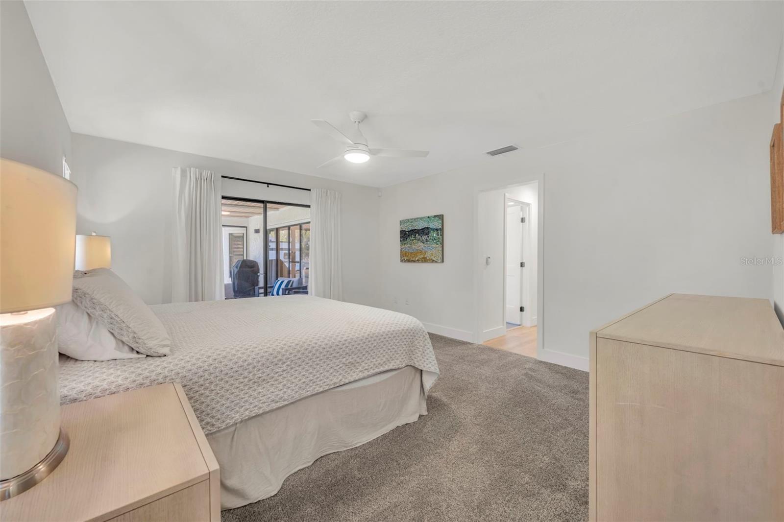 Listing photo id 29 for 853 Pine Shadow Drive