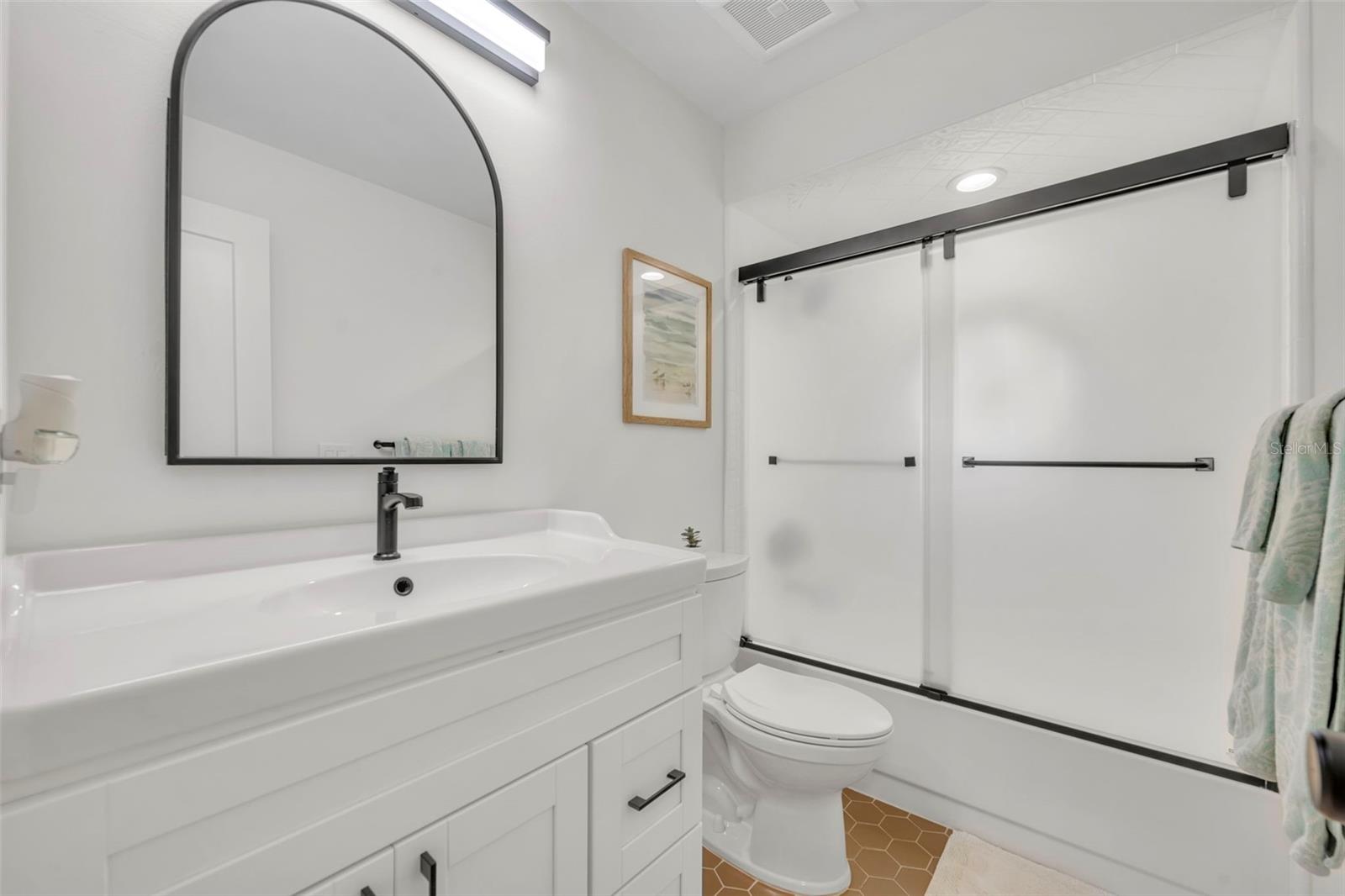 Listing photo id 37 for 853 Pine Shadow Drive