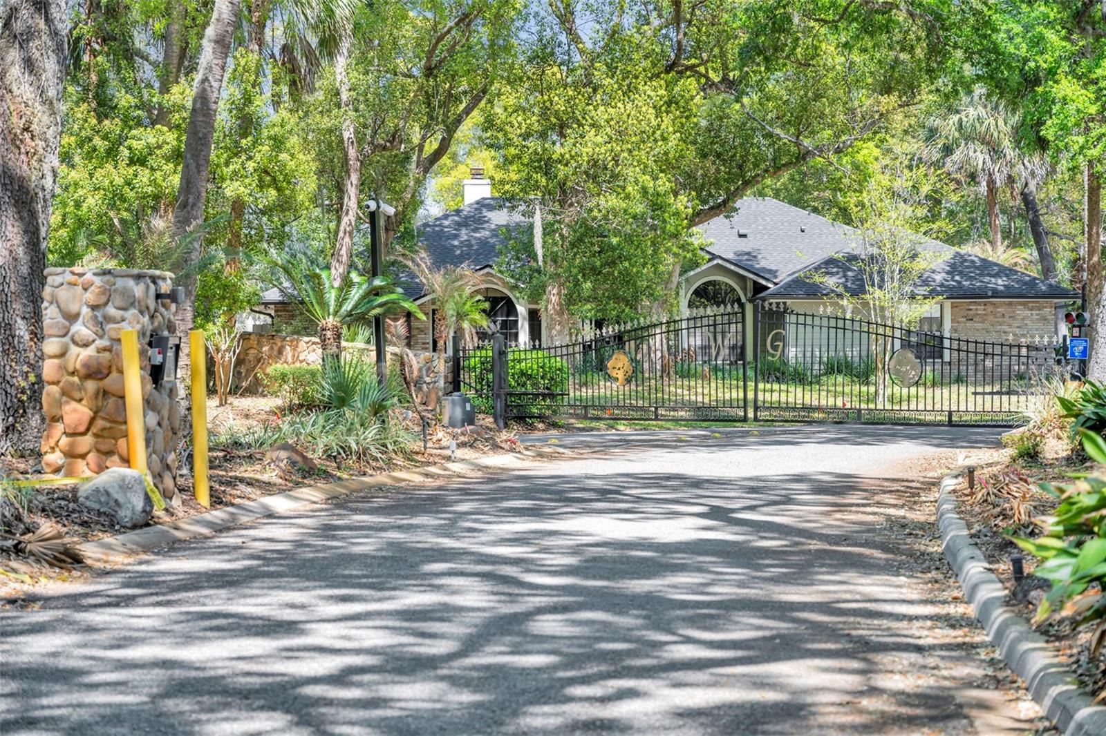 Listing photo id 55 for 853 Pine Shadow Drive