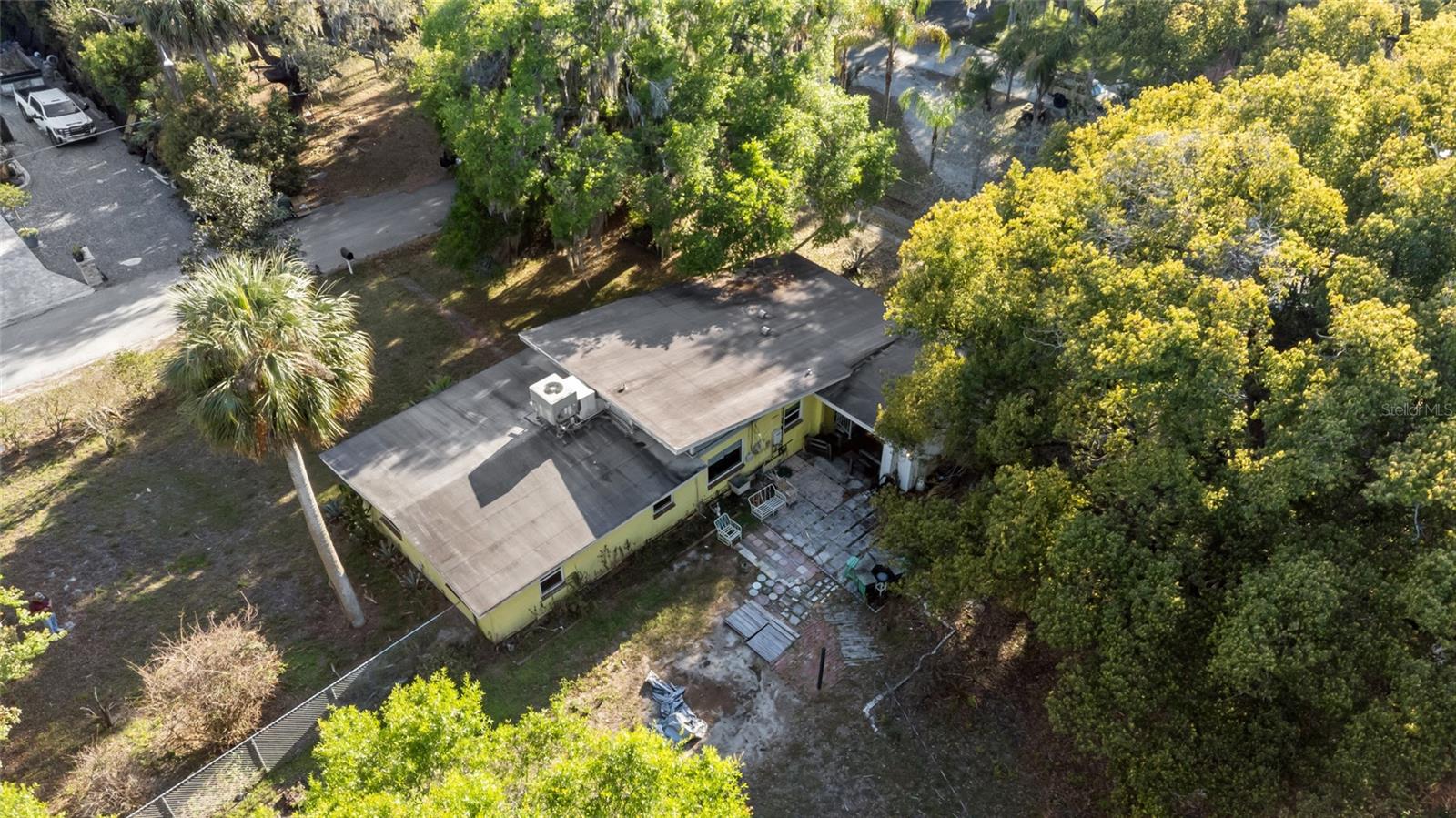 Image 31 of 49 For 2304 Vine Street