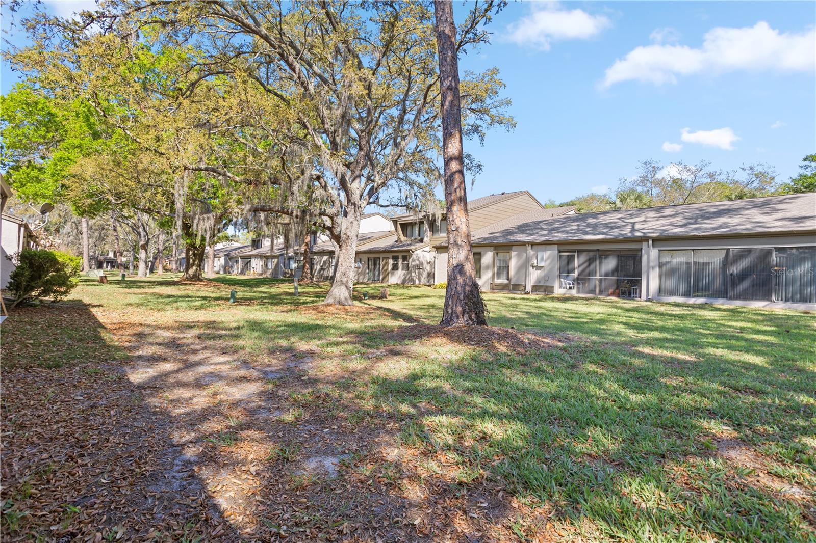 Image 25 of 56 For 618 Woodridge Drive