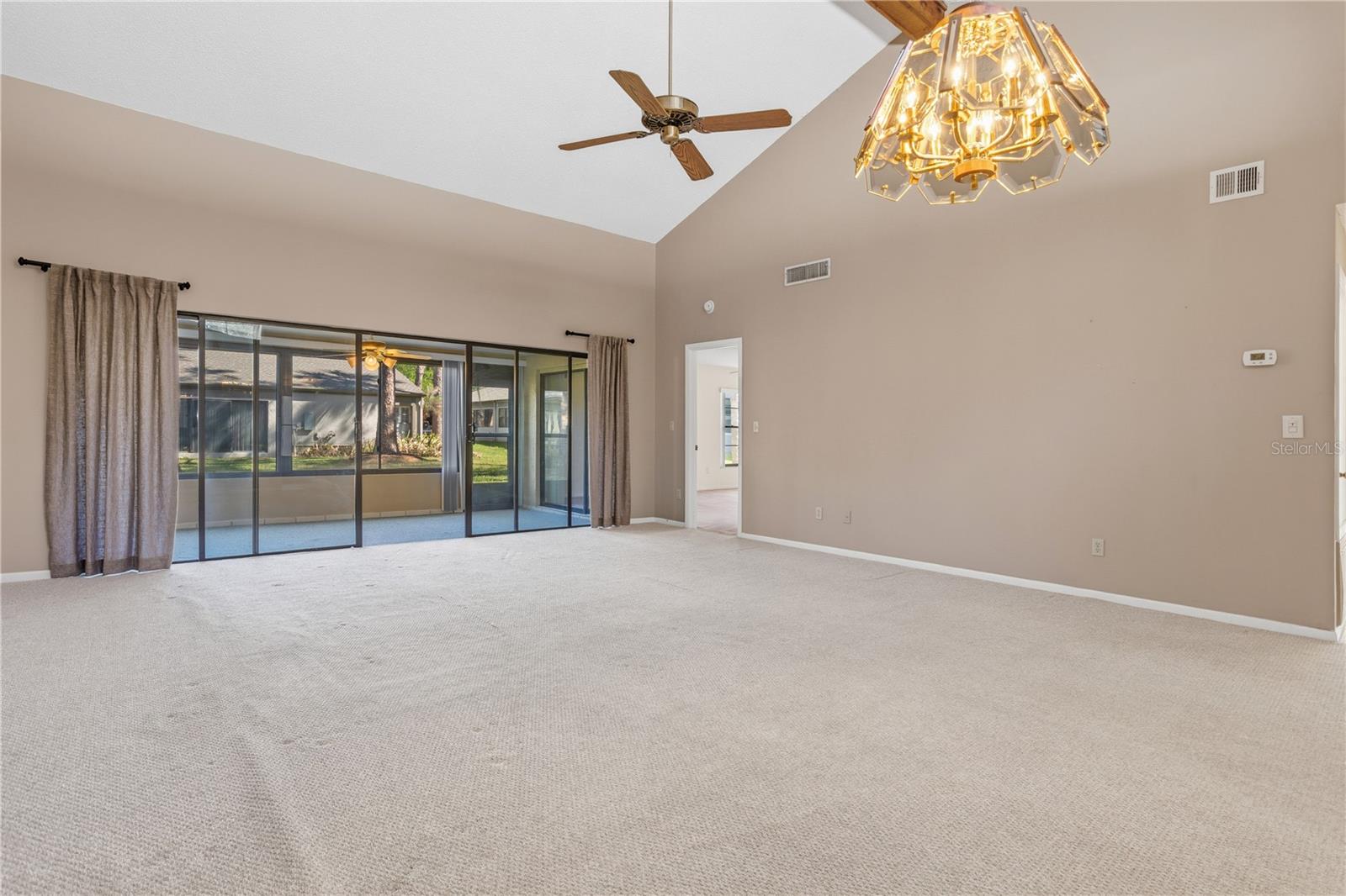 Image 40 of 56 For 618 Woodridge Drive