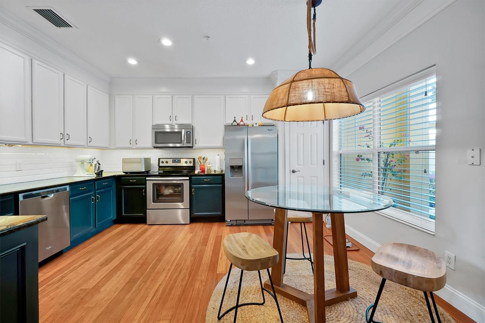 Image 10 of 59 For 7259 Regina Way