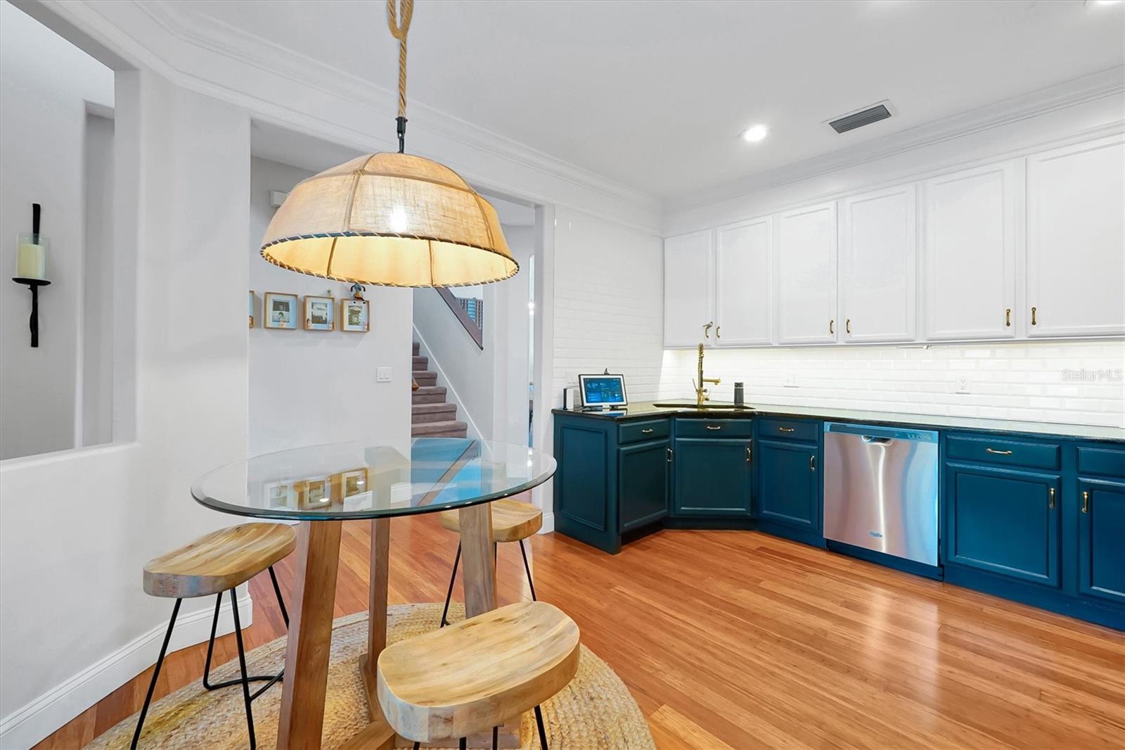 Image 13 of 59 For 7259 Regina Way