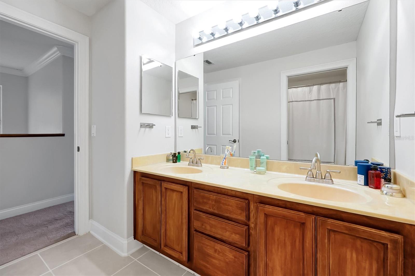 Image 34 of 59 For 7259 Regina Way