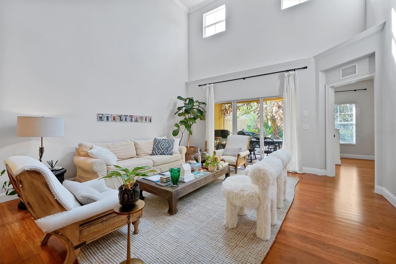 Image 7 of 59 For 7259 Regina Way