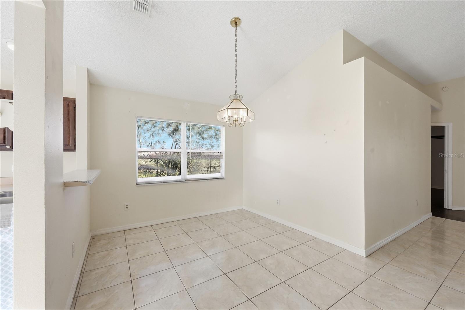 Image 11 of 44 For 1005 Delnova Lane