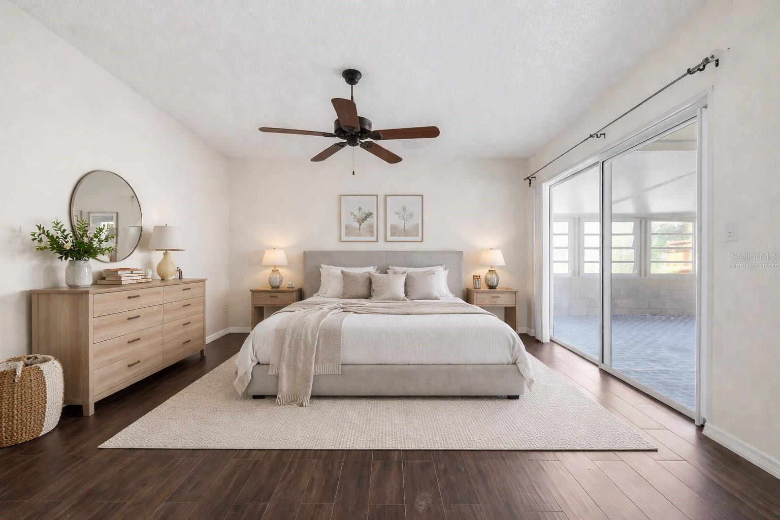 Image 17 of 44 For 1005 Delnova Lane