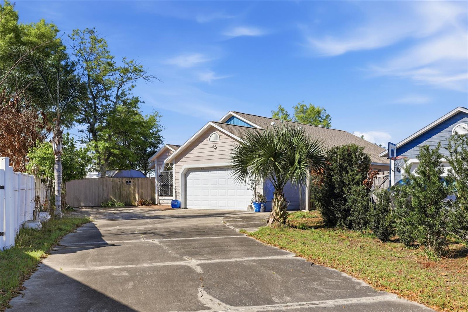 Image 2 of 44 For 1005 Delnova Lane