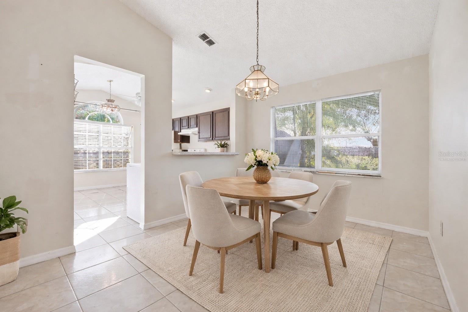 Image 5 of 44 For 1005 Delnova Lane