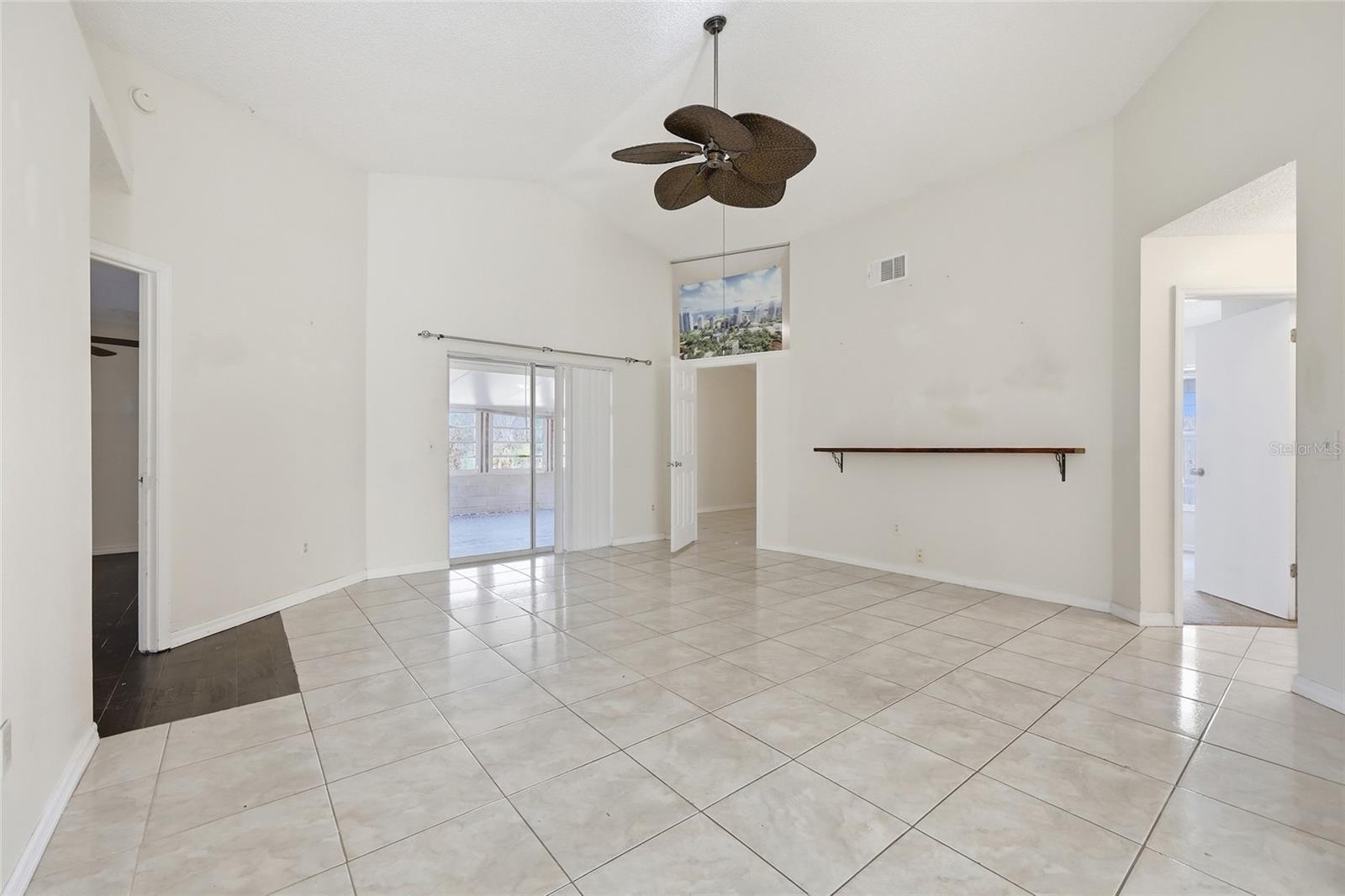 Image 8 of 44 For 1005 Delnova Lane